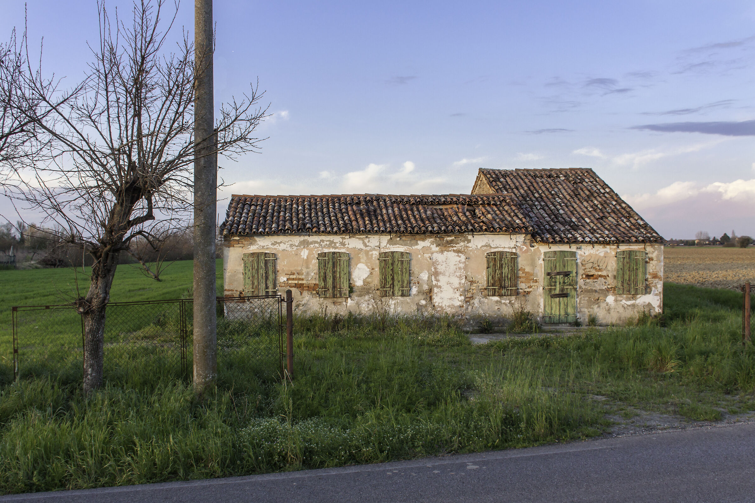 una casa semplice e umile anni 20'