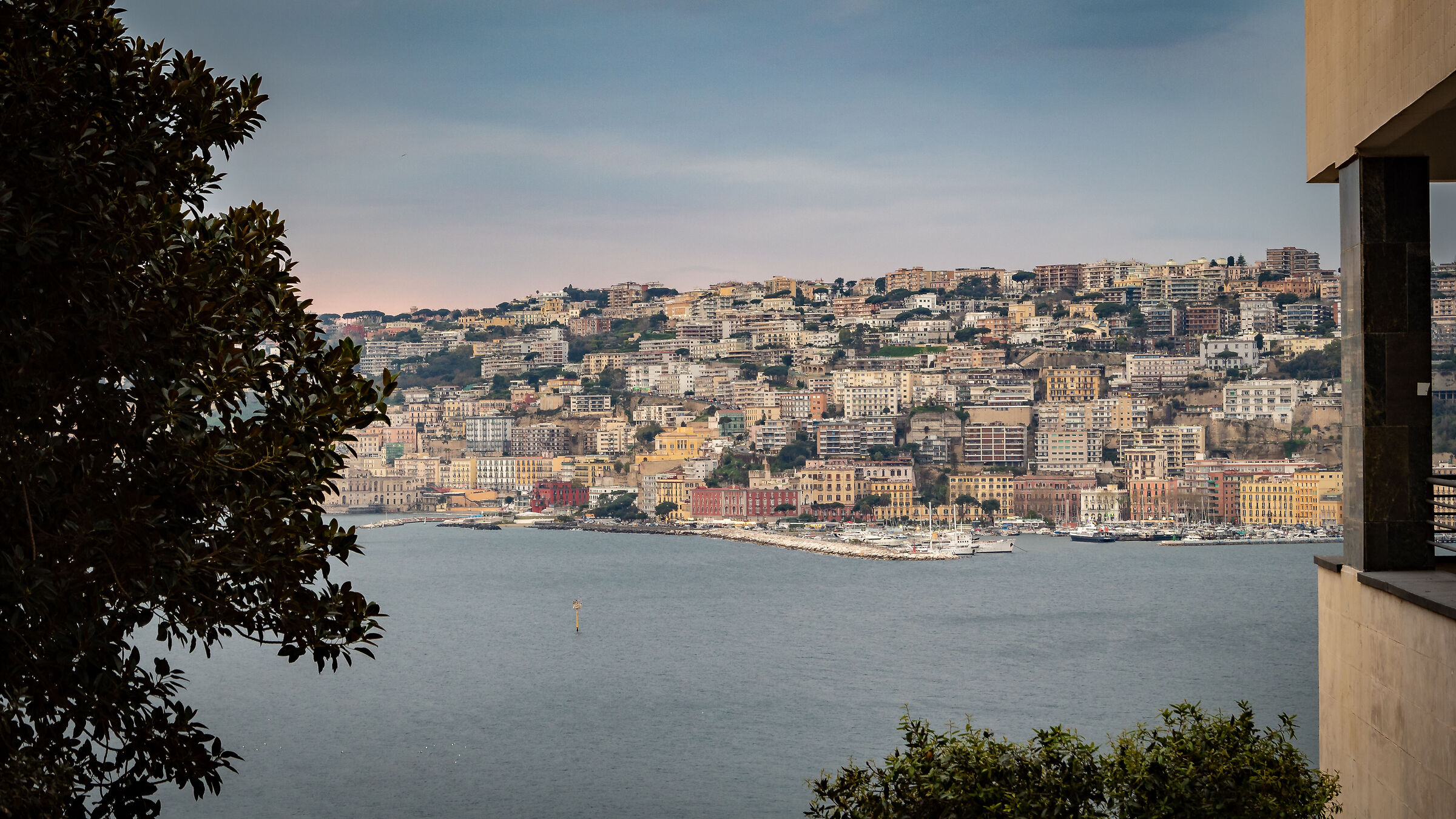 Una terrazza sul mare