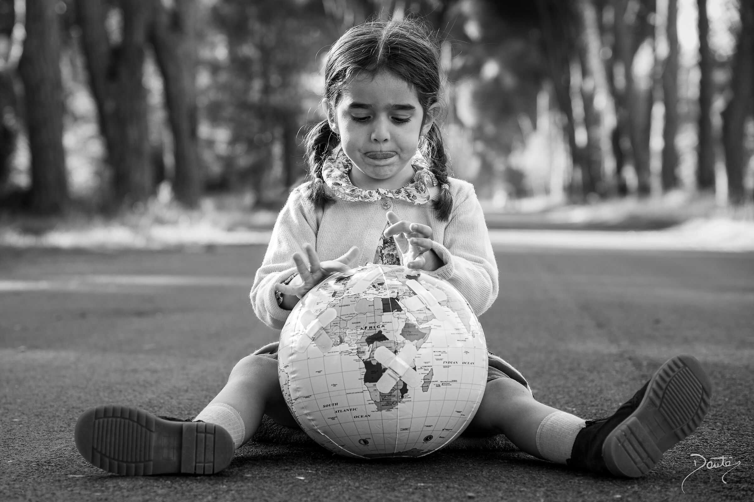Gulliver - The World in His Hands