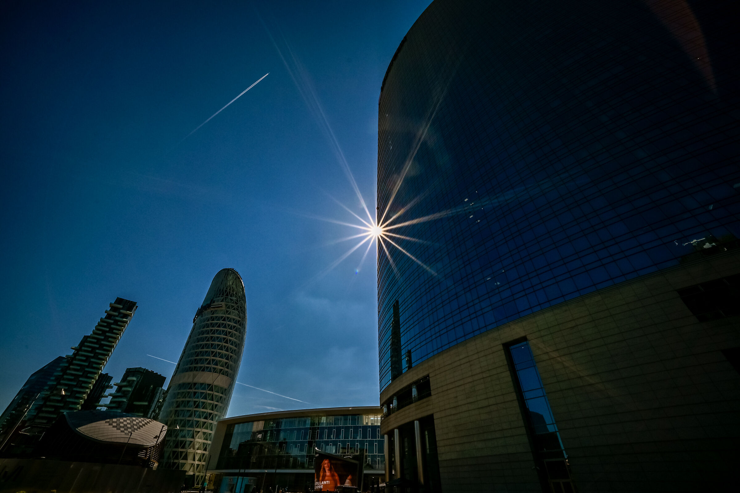Gae Aulenti in controluce