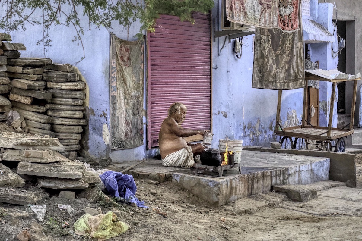 Colazione all'aperto a Mandawa (Rajasthan)