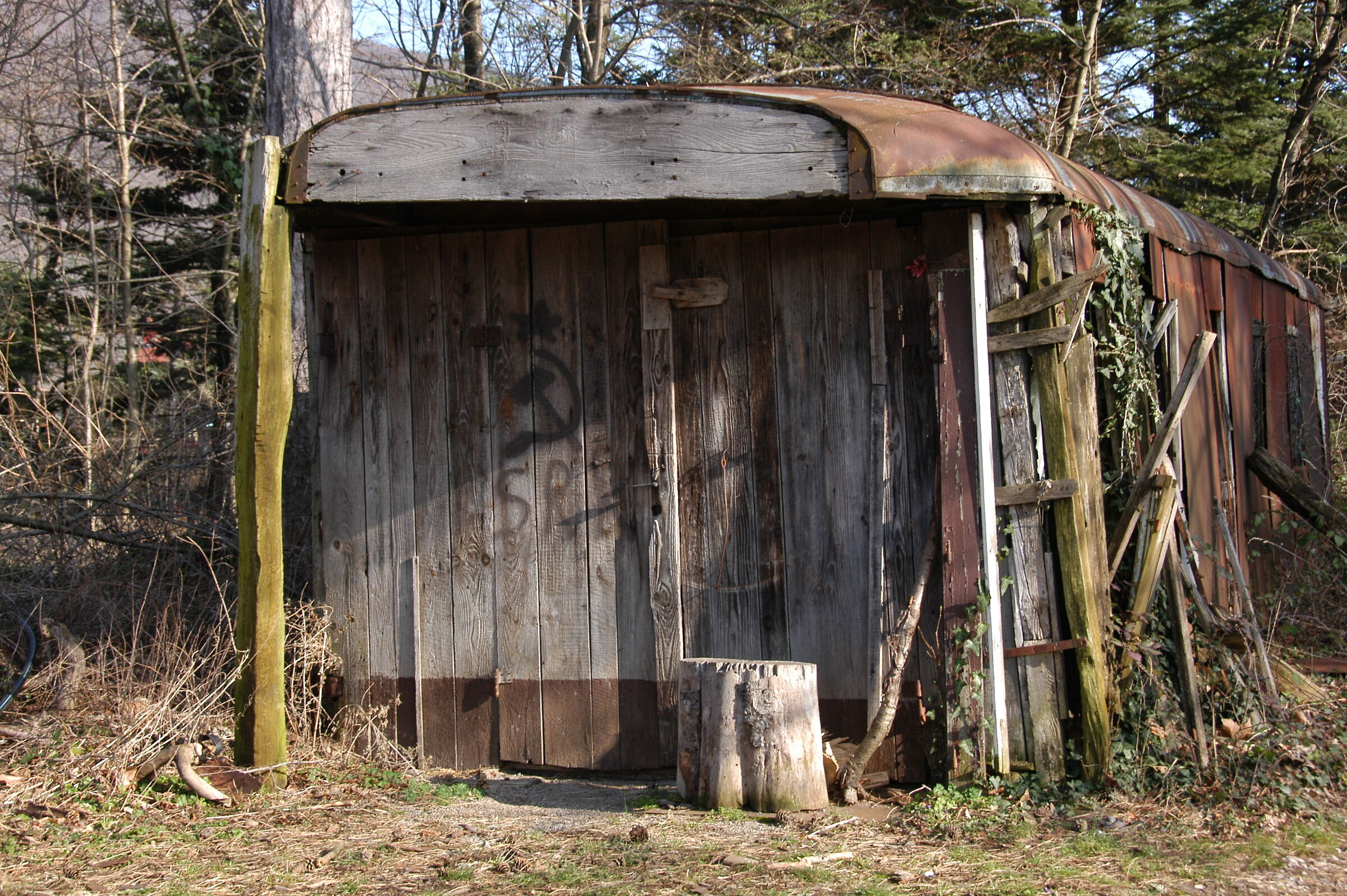 Tracce e simboli inghiottiti dall'abisso del tempo
