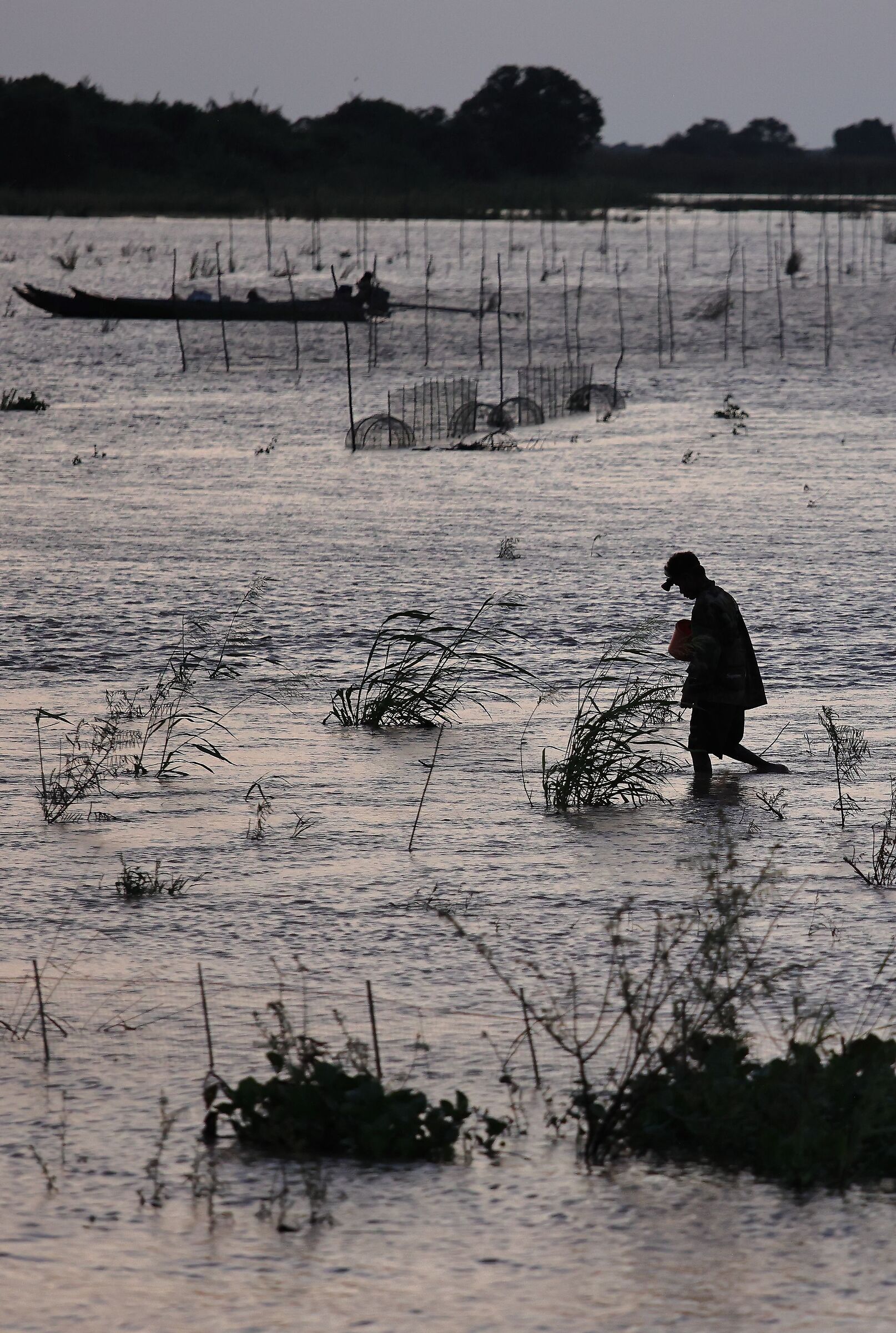 Fishing in shallow waters