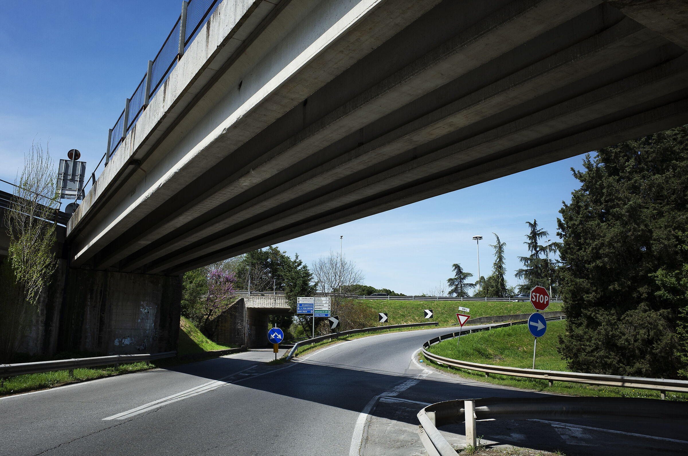 Sotto il viadotto