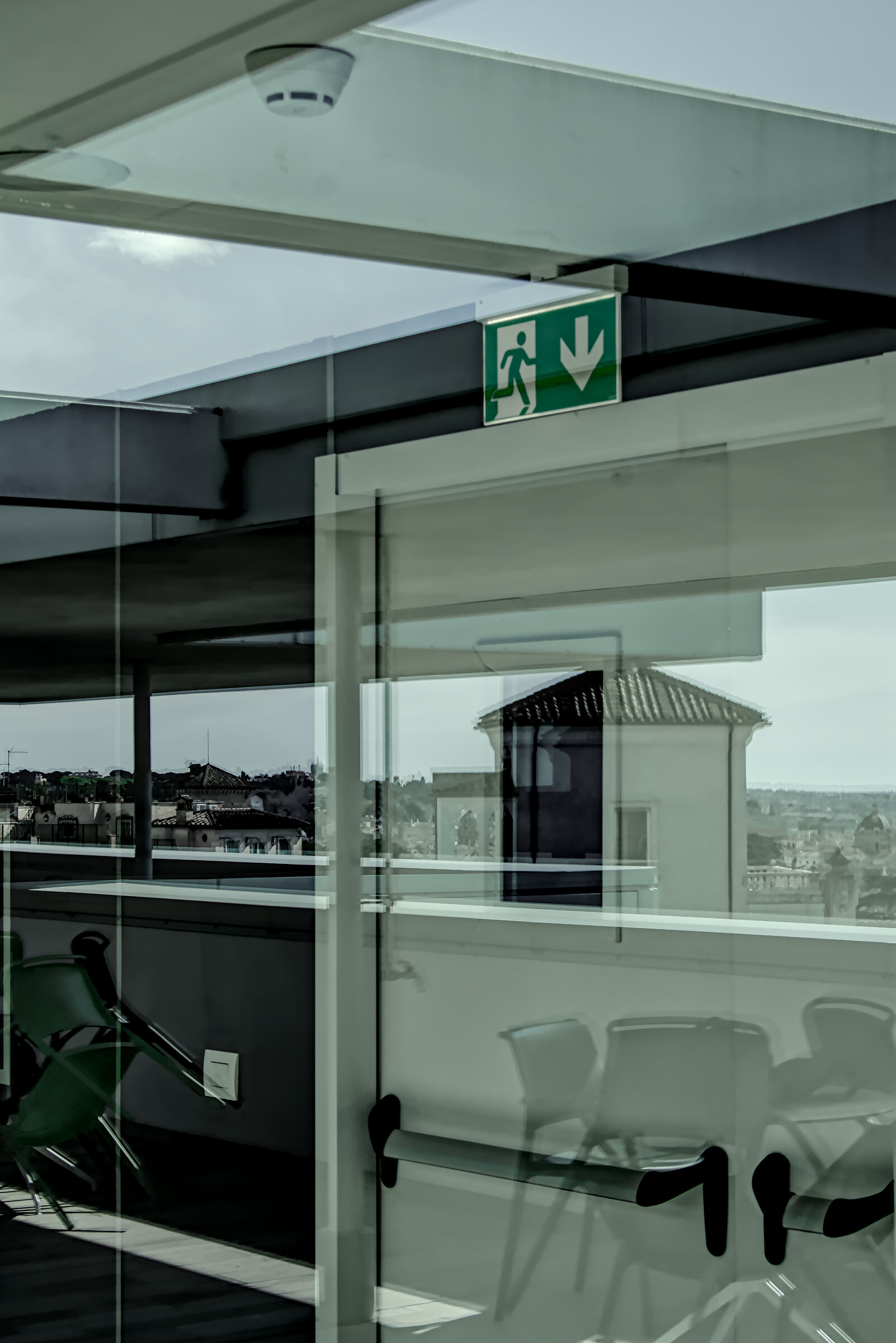 Ufficio, terrazzo, interno (recast)