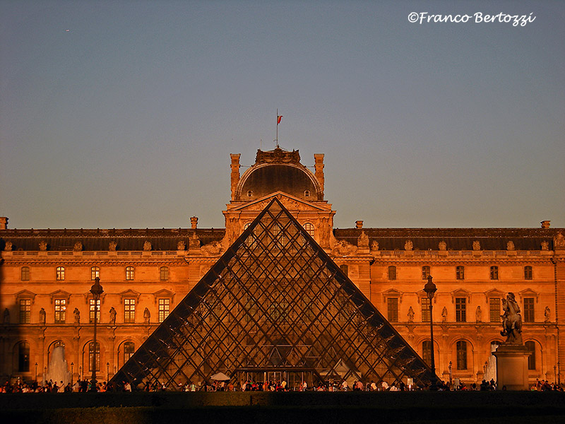 louvre
