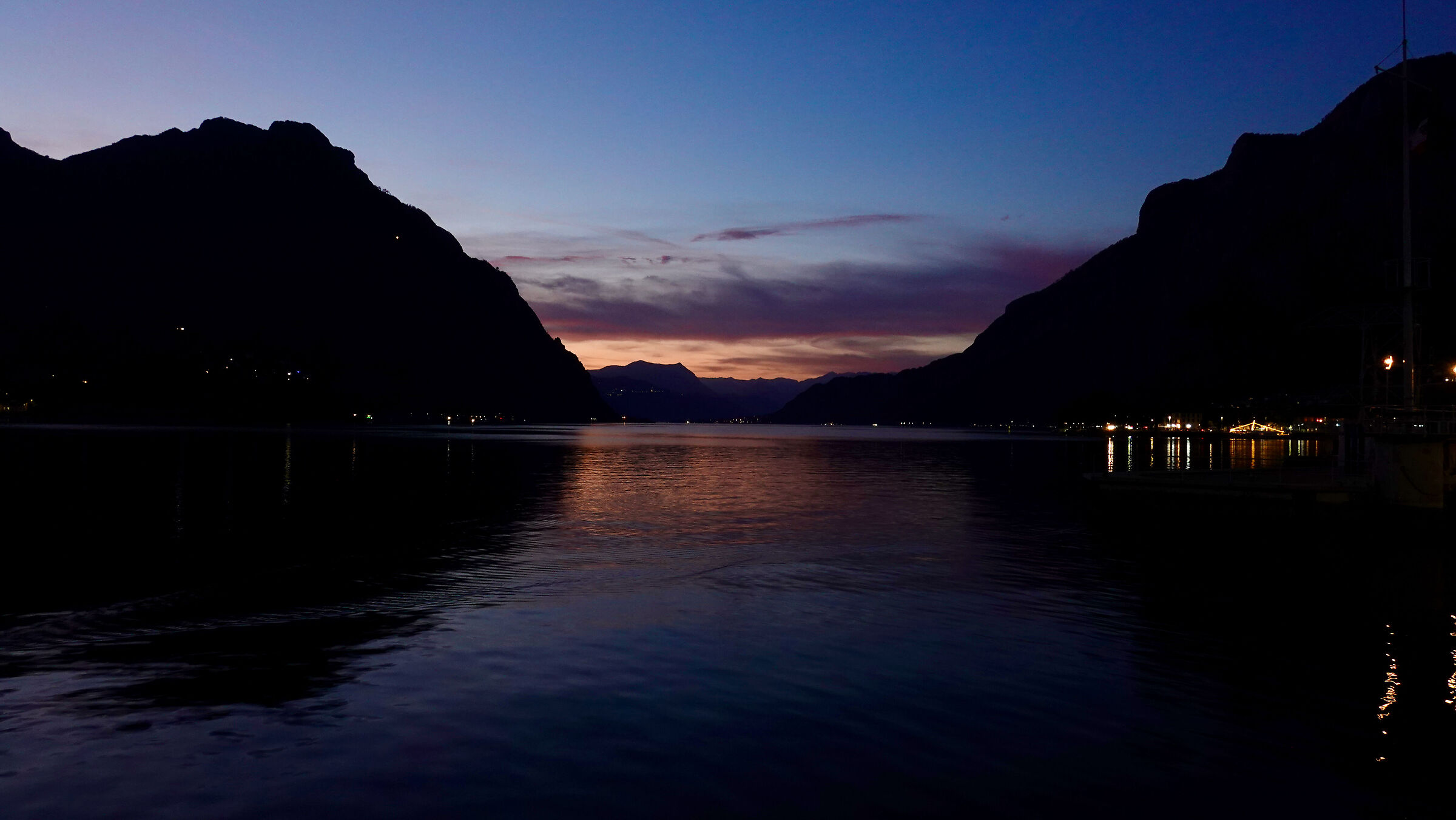 Tramonto di Pasquetta sul lago di Lecco