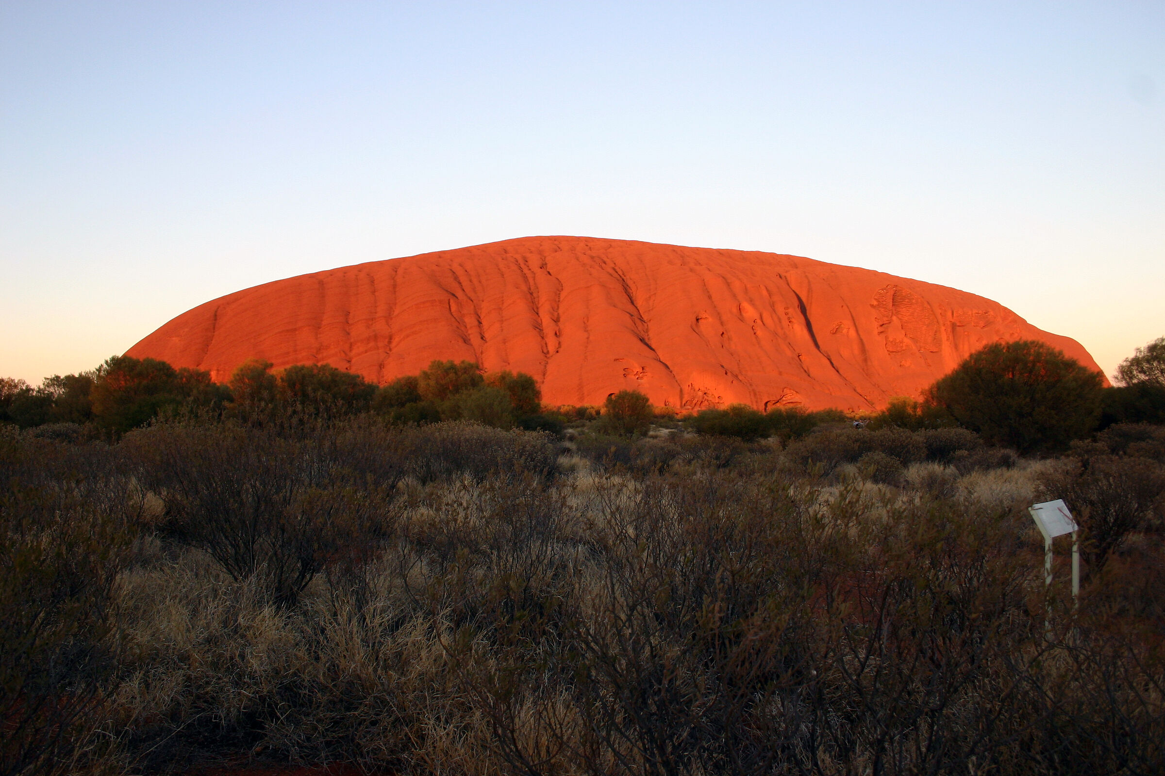 Alba ad Ayers Rock