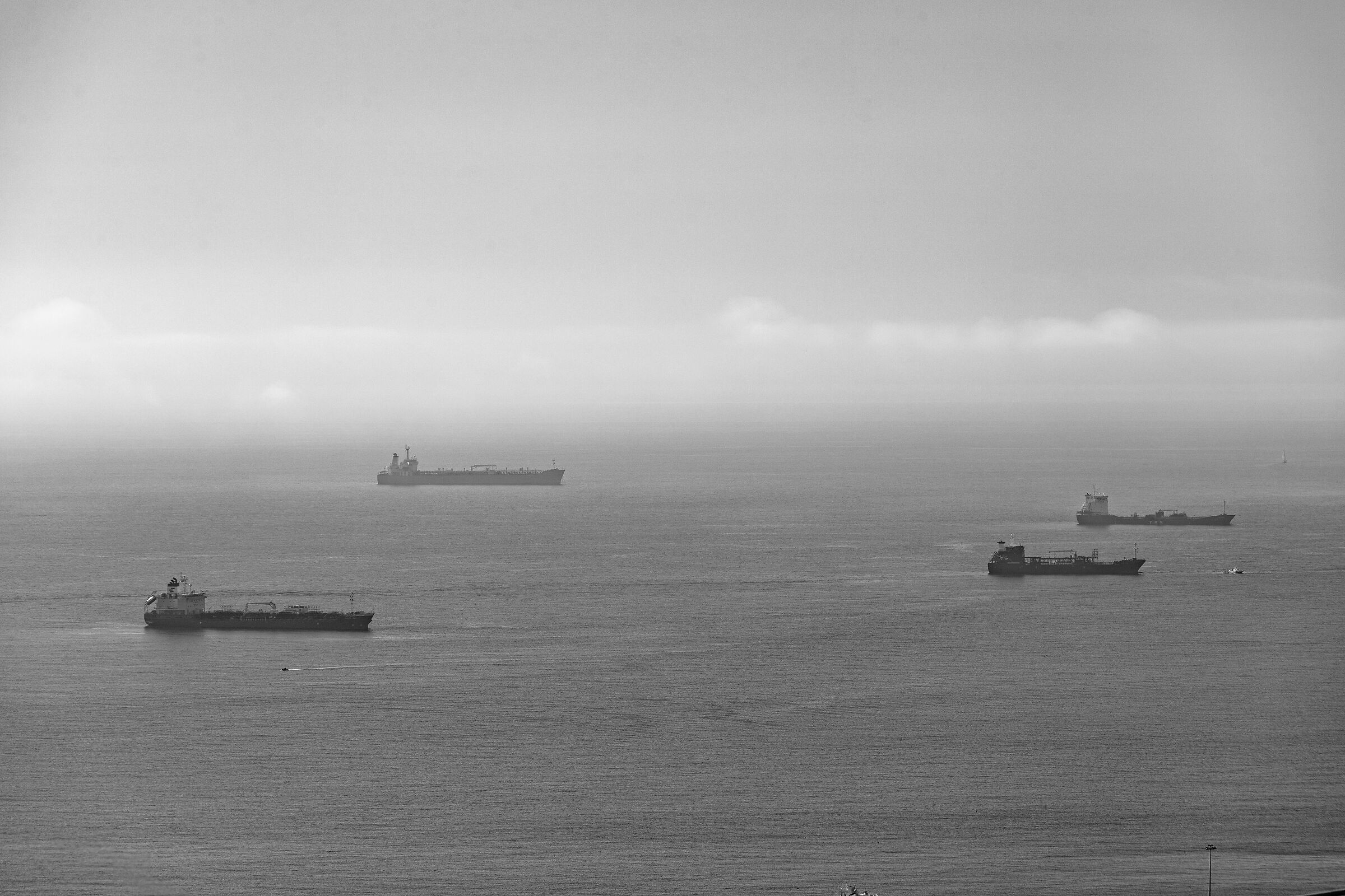 navi da guerra in arrivo