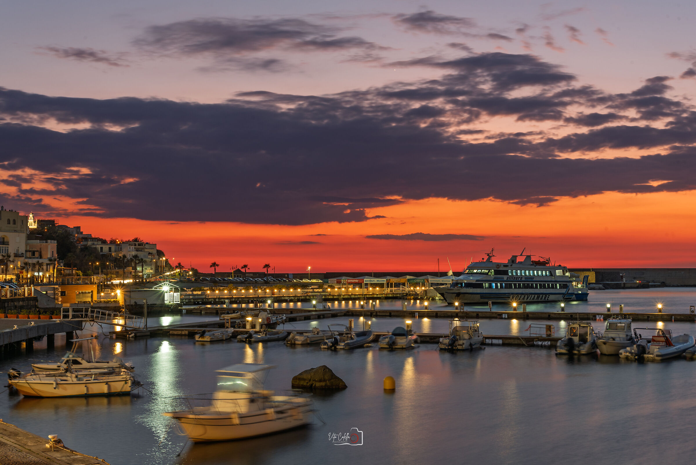 Tramonto sul porto