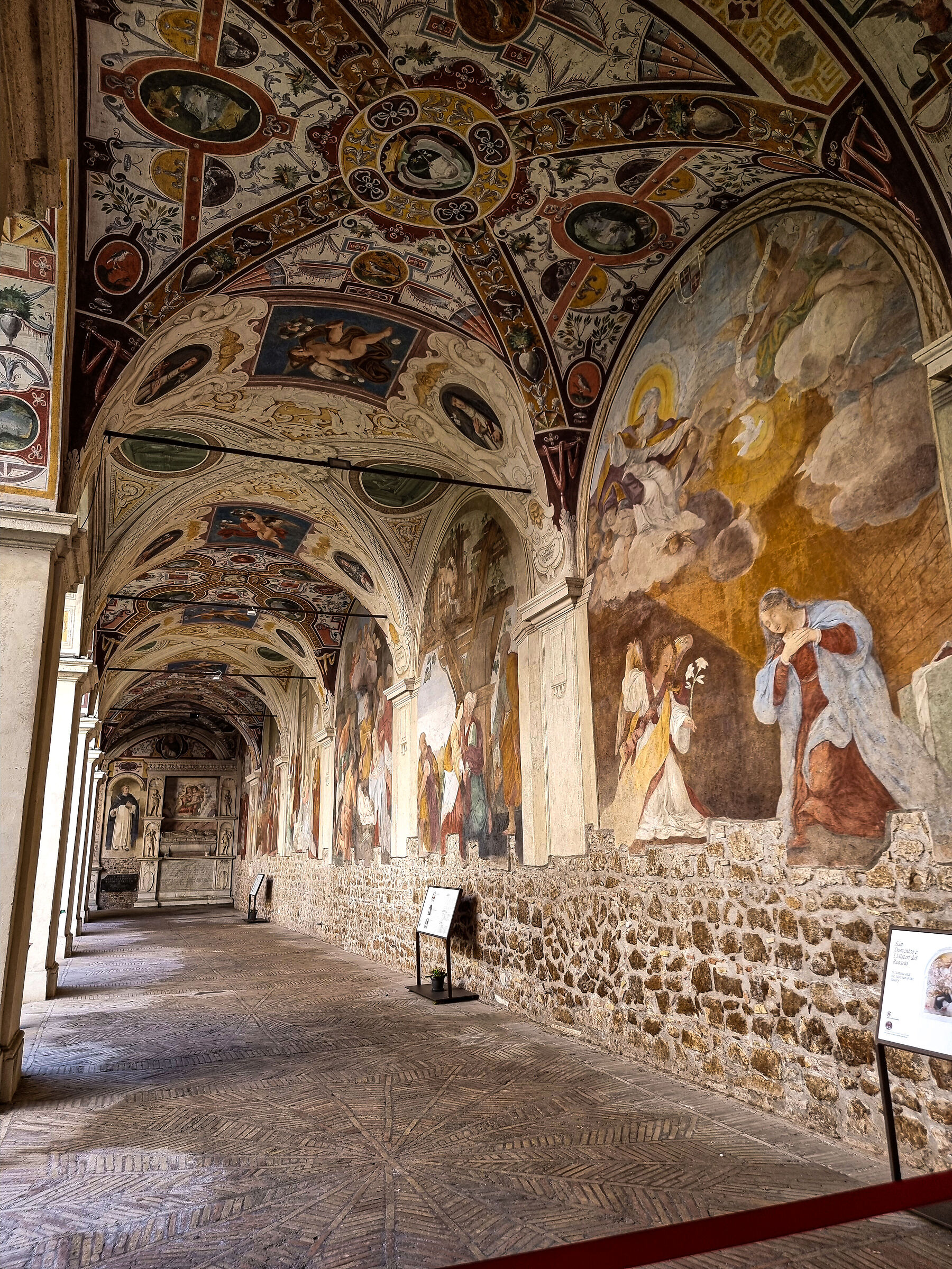 Cloister of the Convent of Santa Maria sopra Minerva