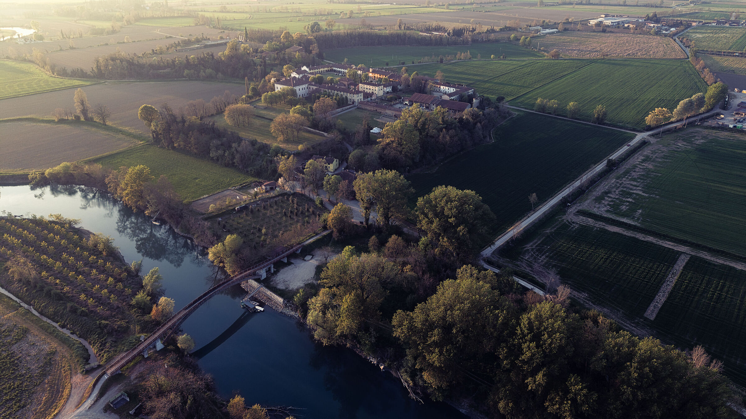 Cycle bridge over the Oglio river