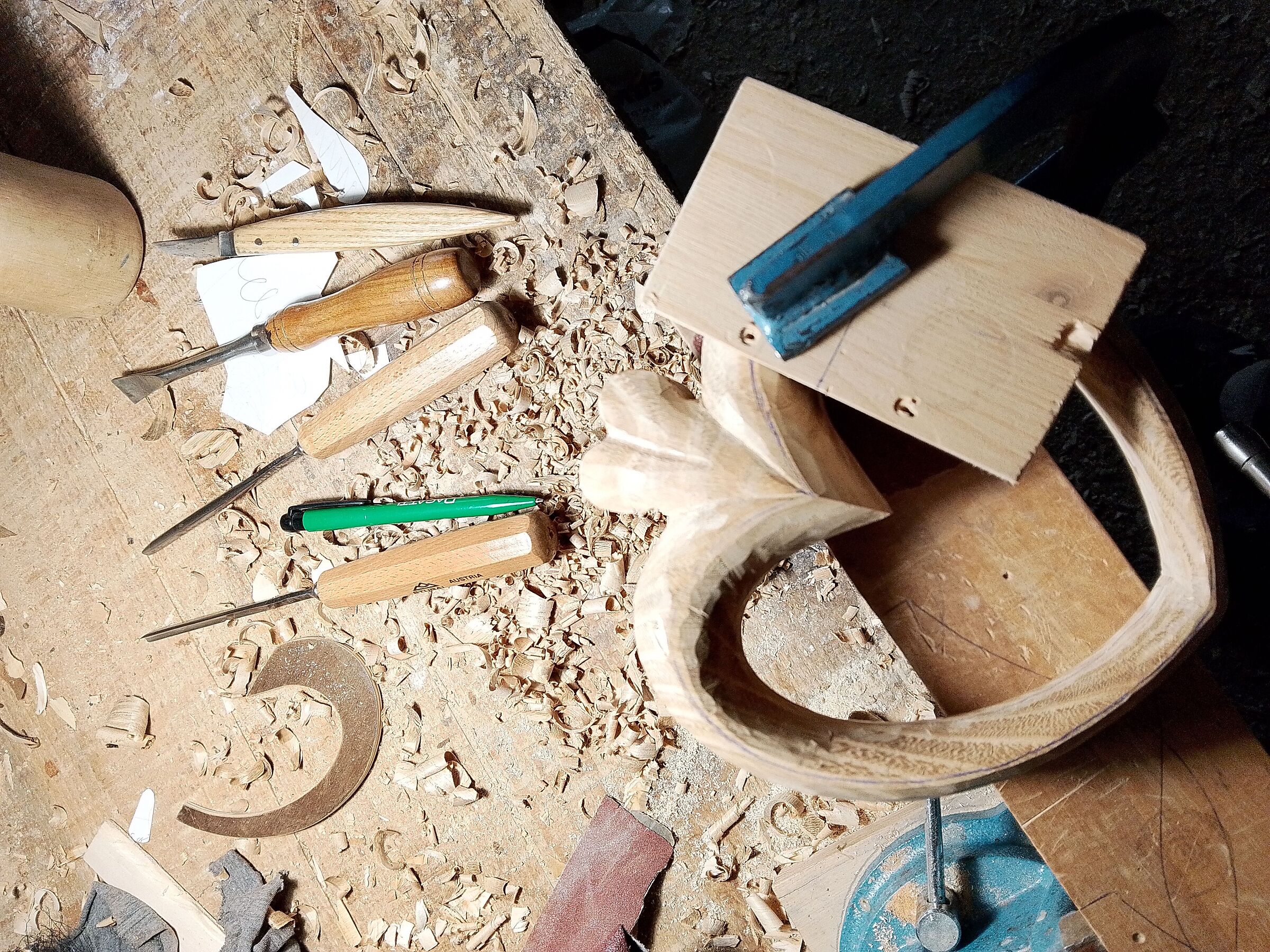 The sculptor's workshop...