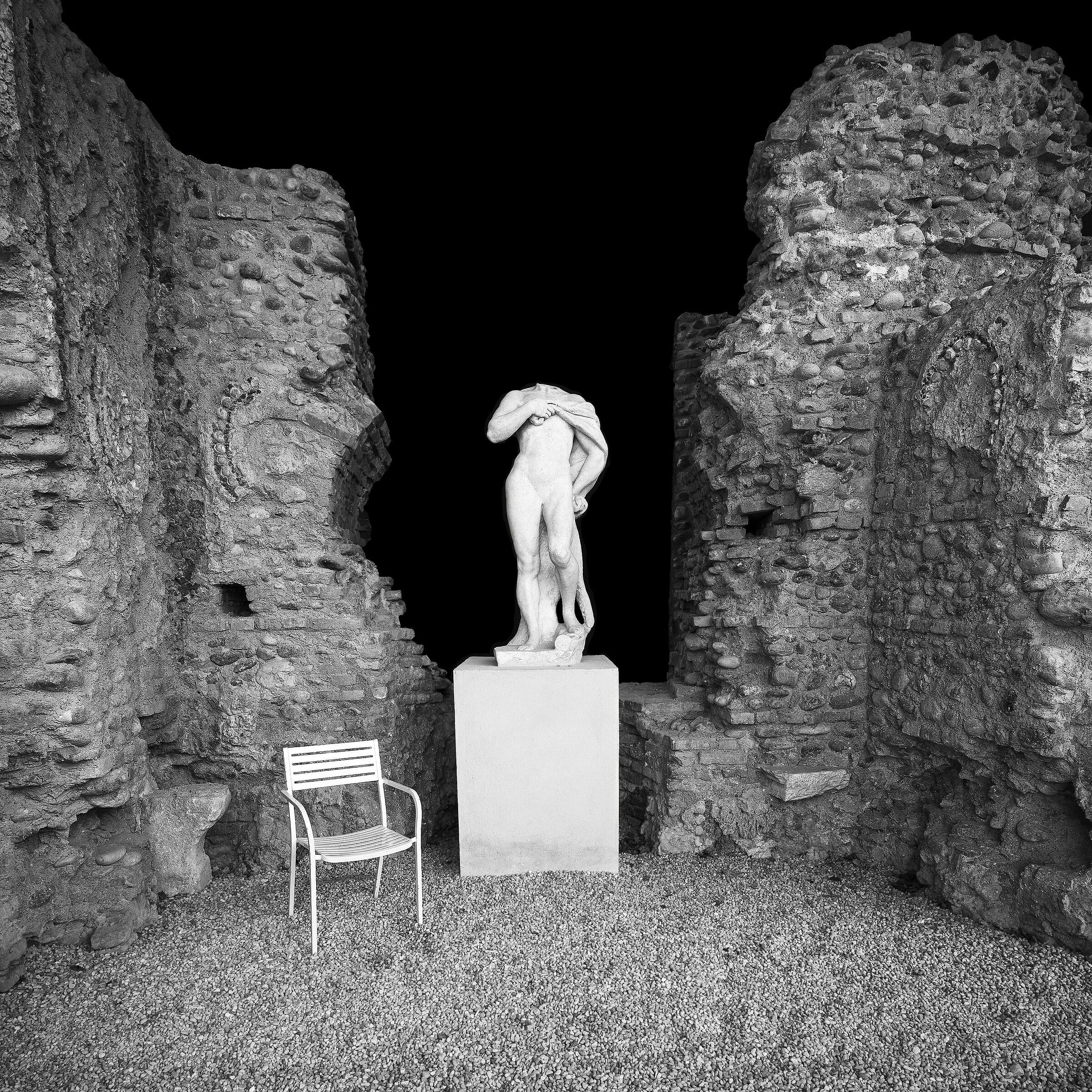 Among the Ruins, the Form