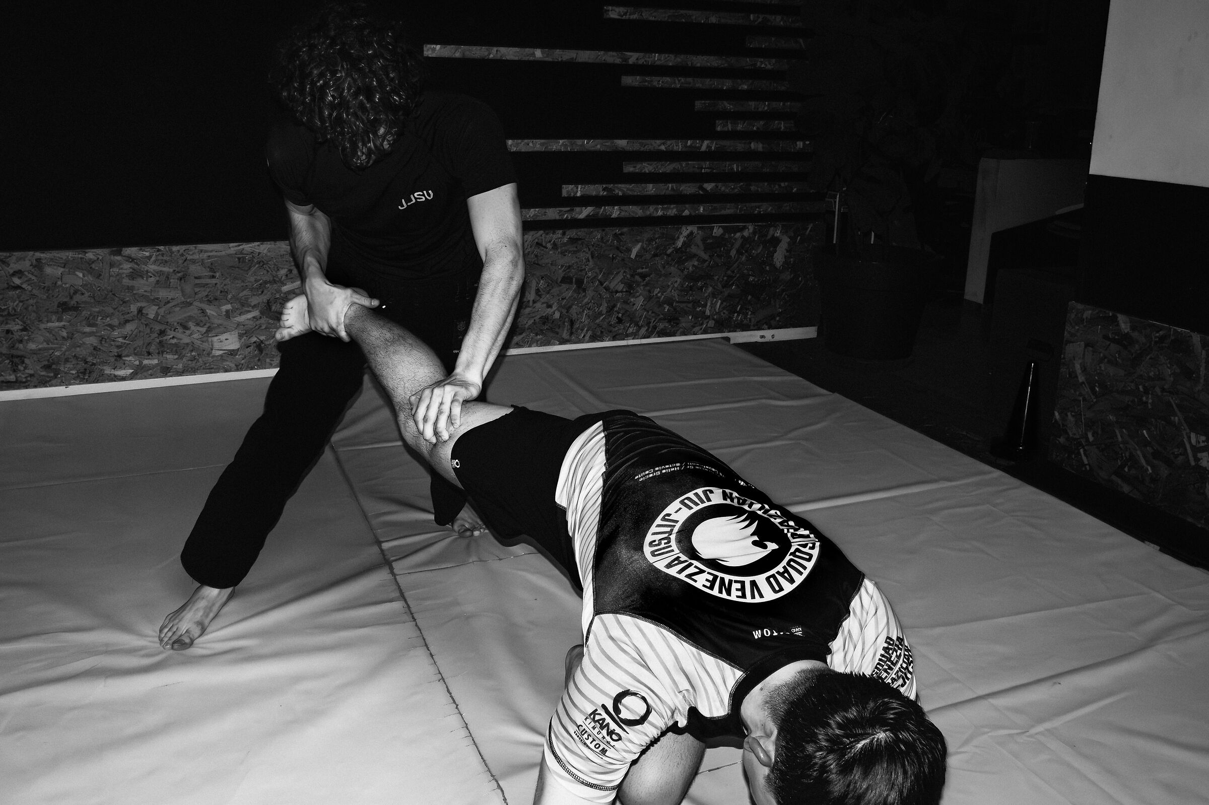 leg drag