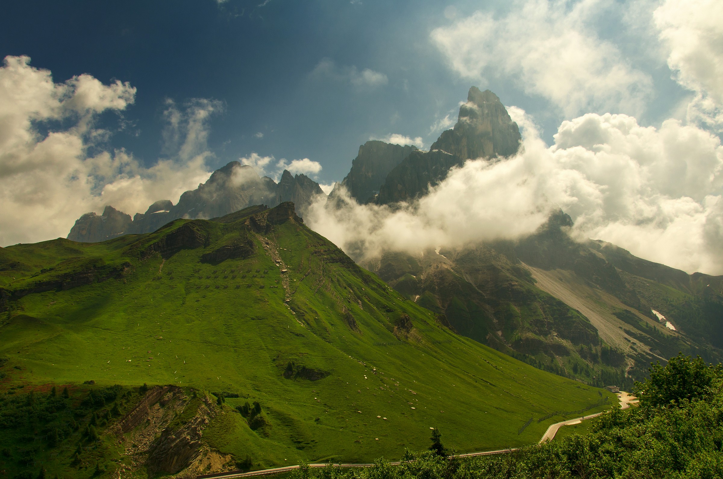 Cimon della Pala from Passo Rolle