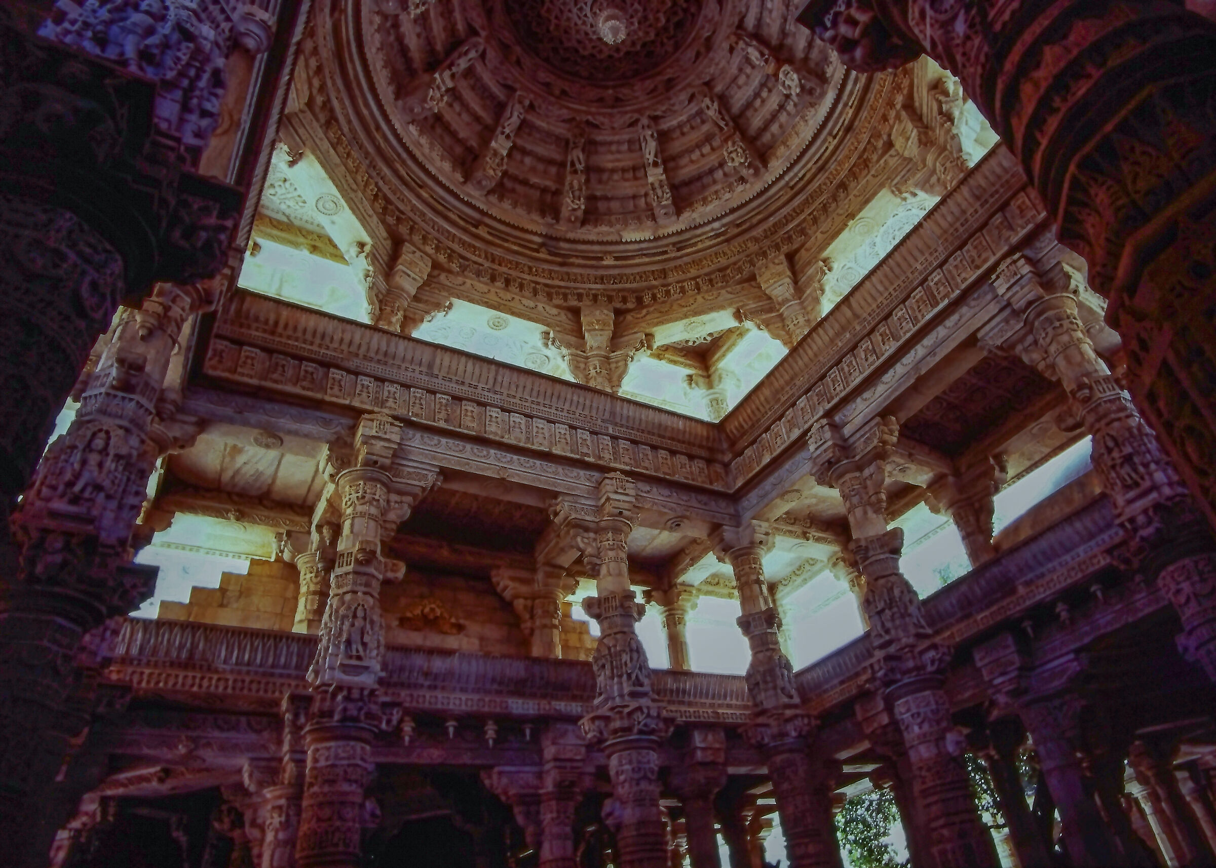 Allíntero del tempio di Ranakpur