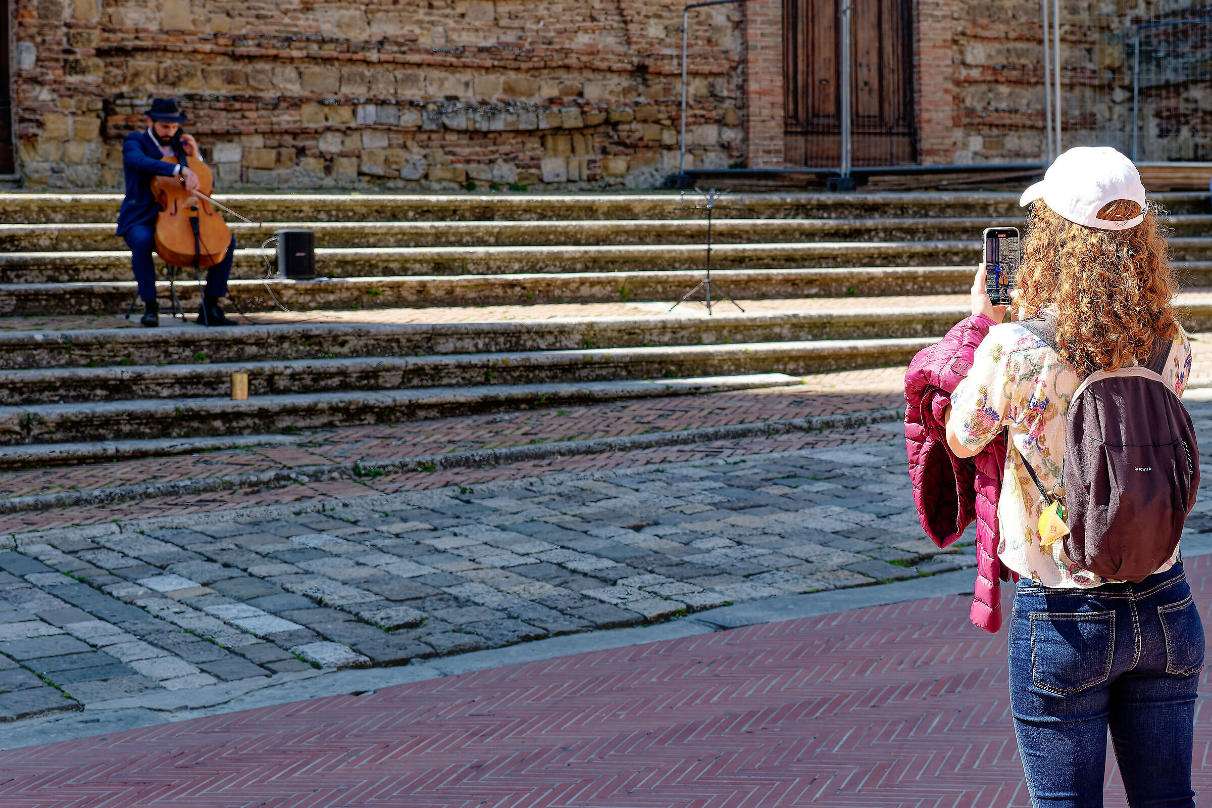 ...due violoncellisti (crop)