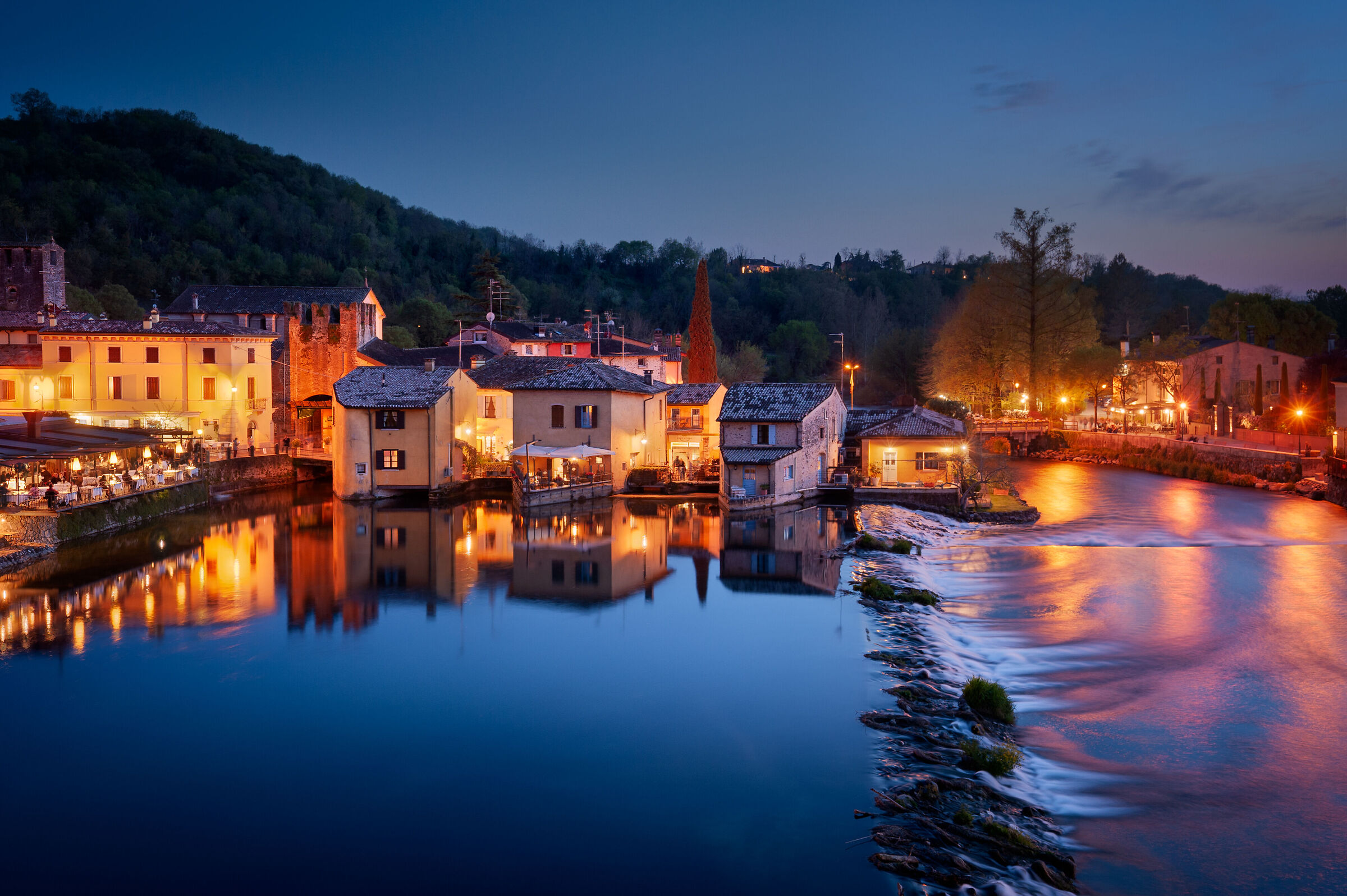 Borghetto sul Mincio all'ora blu