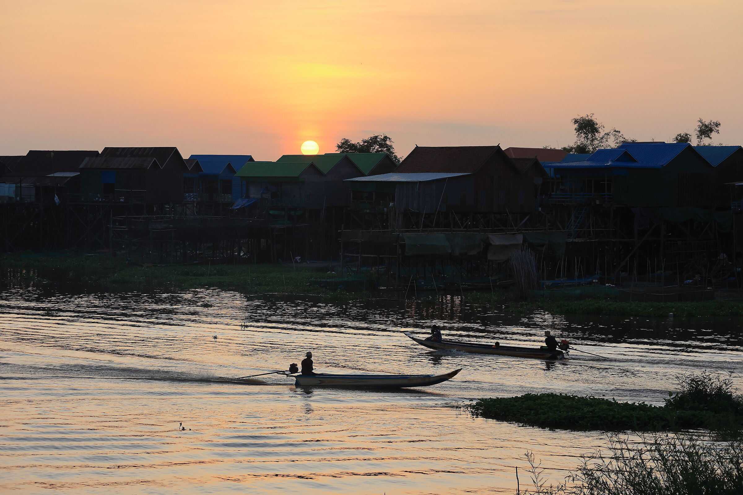 Sunrise in Kampong Khleang