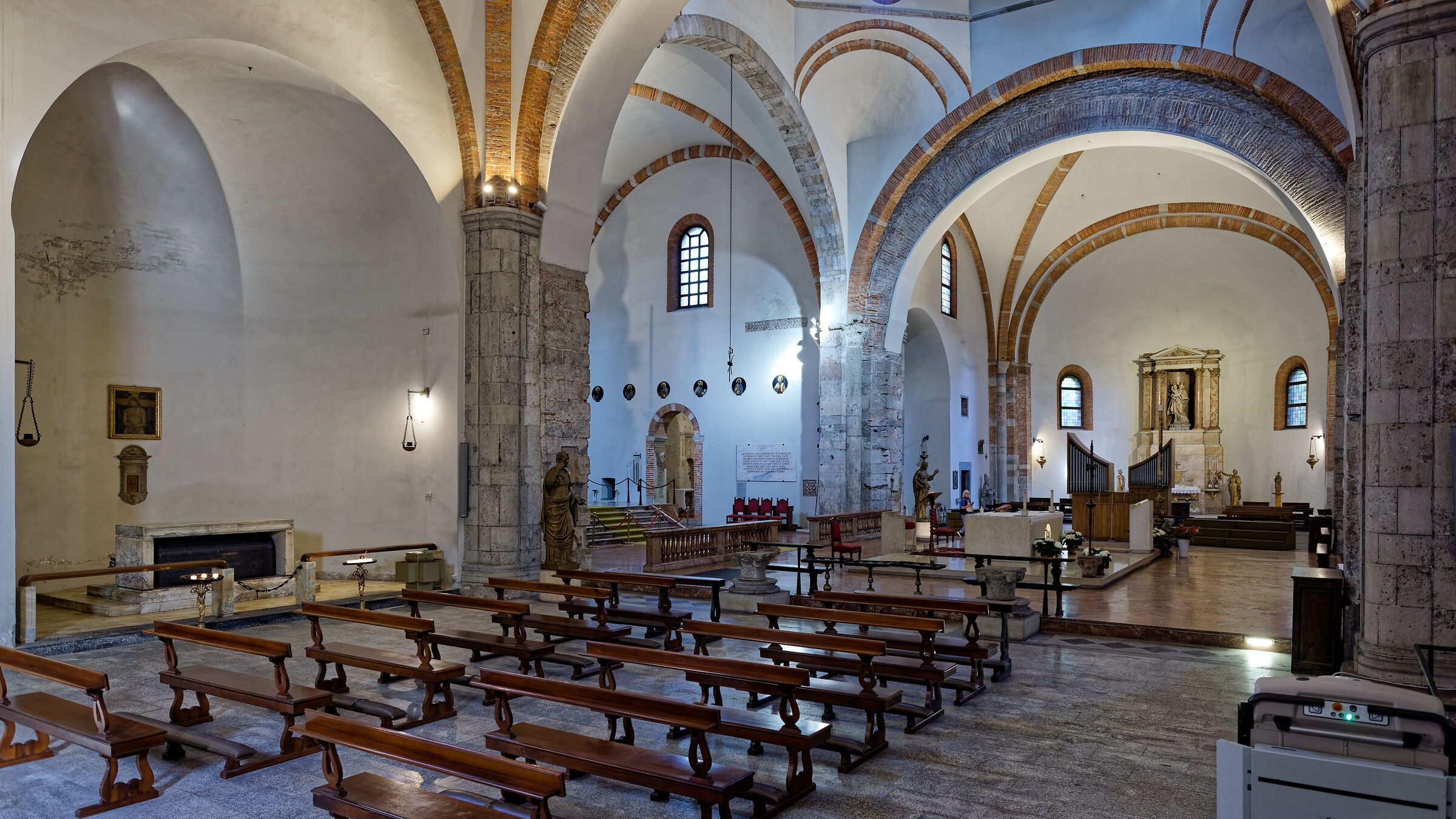 San Nazaro in Brolo, Milano - transetto