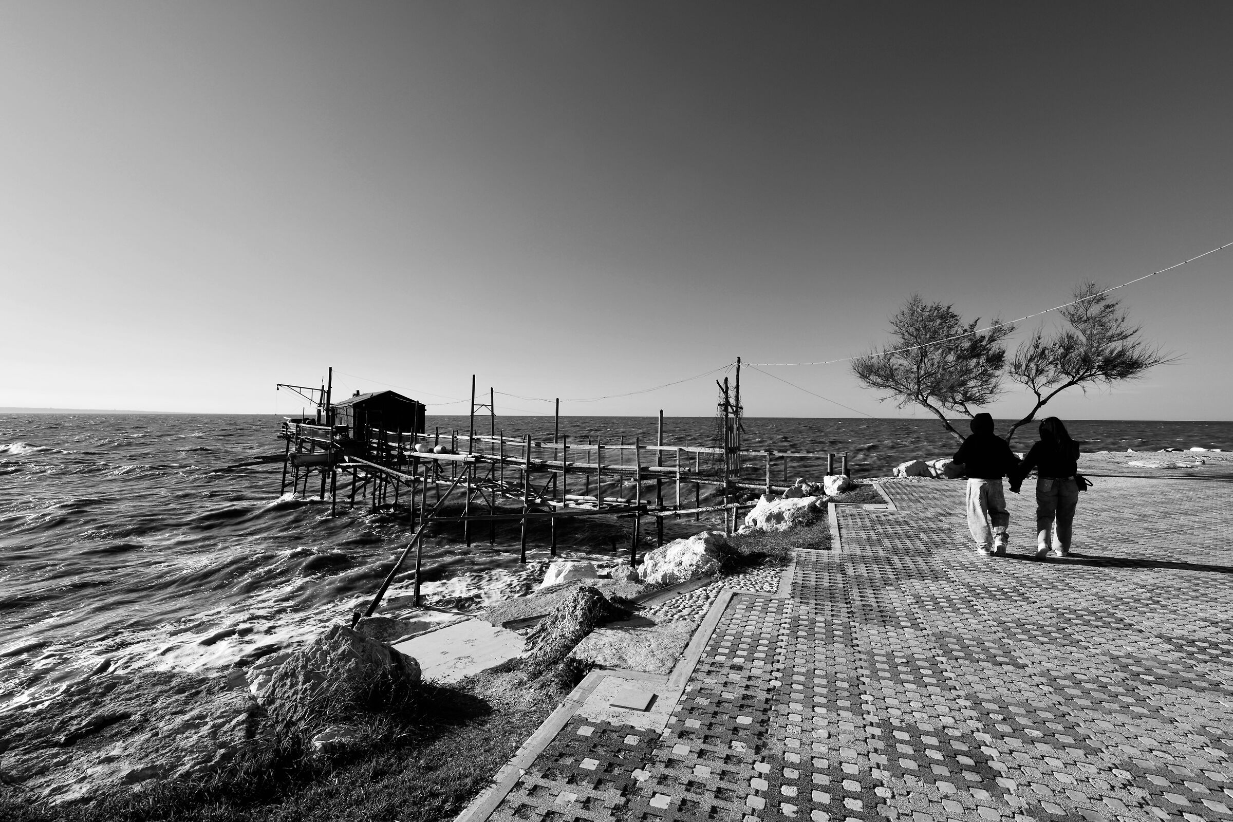 A passeggio vicino al trabucco.
