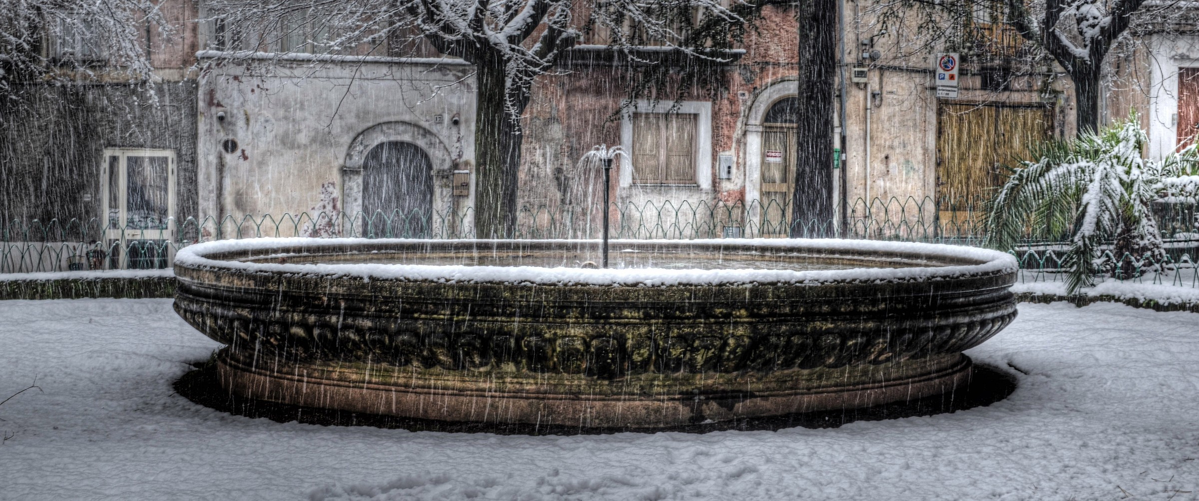 fountain snow