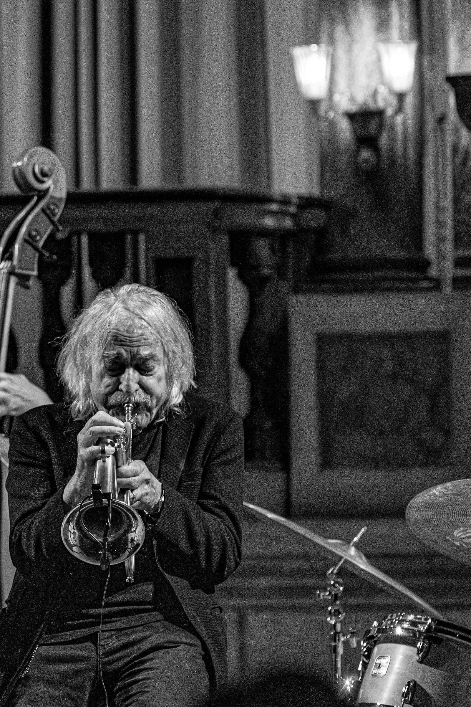 Enrico rava in concerto al Teatro Scientifico Bibbiena