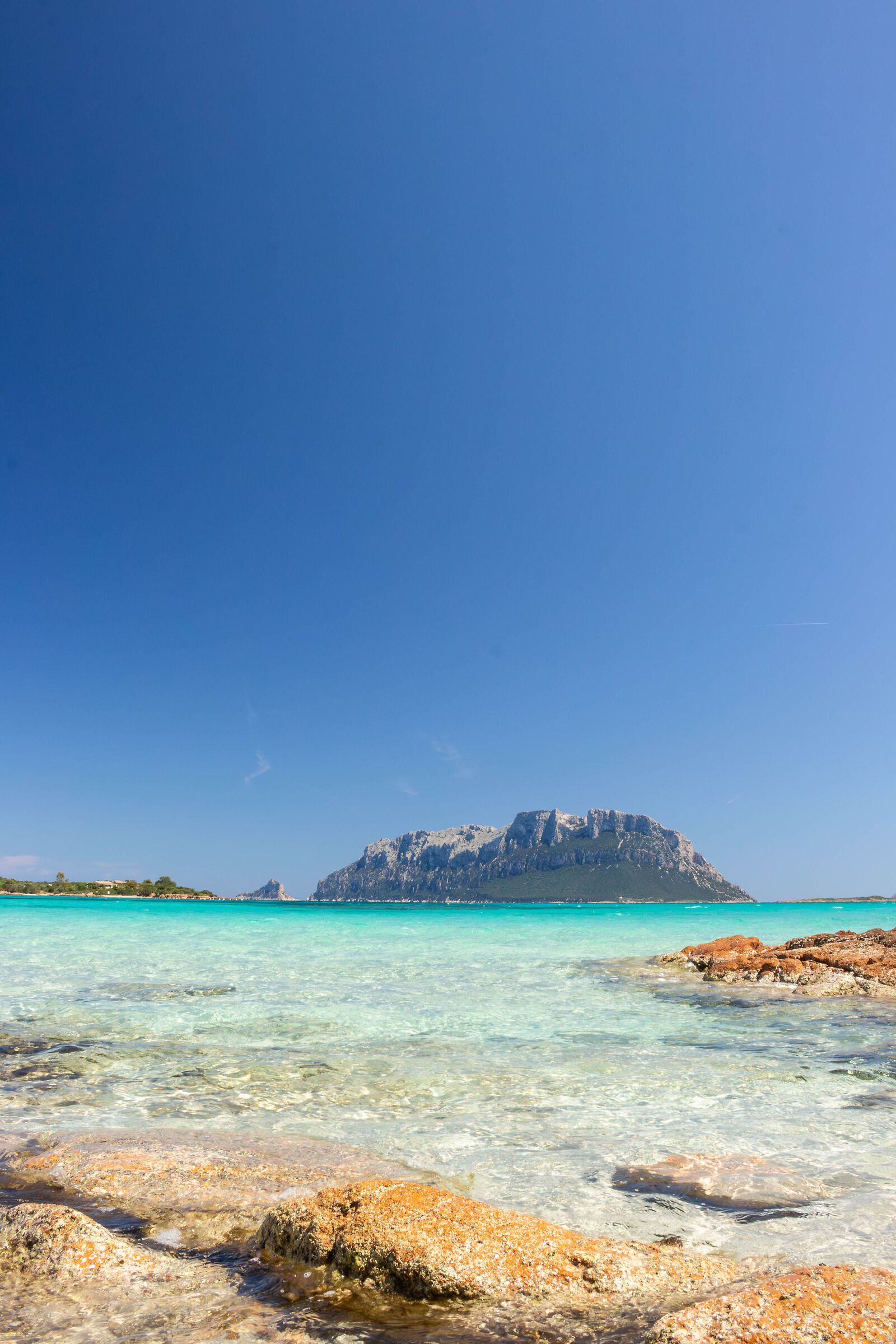 Tavolare e la magnifica spiaggia di Portu Istana