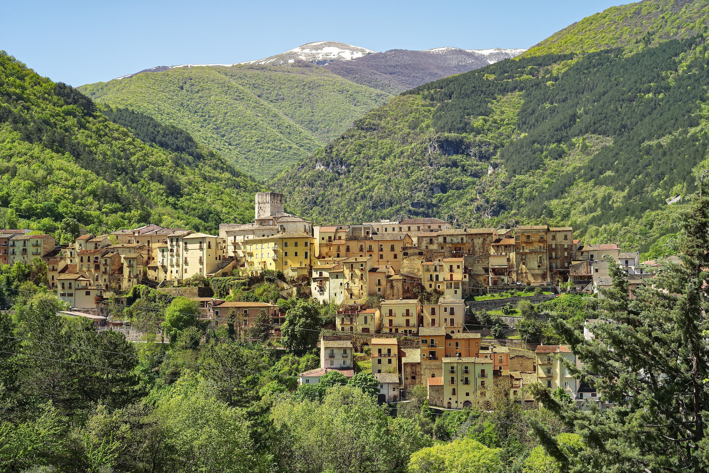 PETTORANO SUL GIZIO , ABRUZZO
