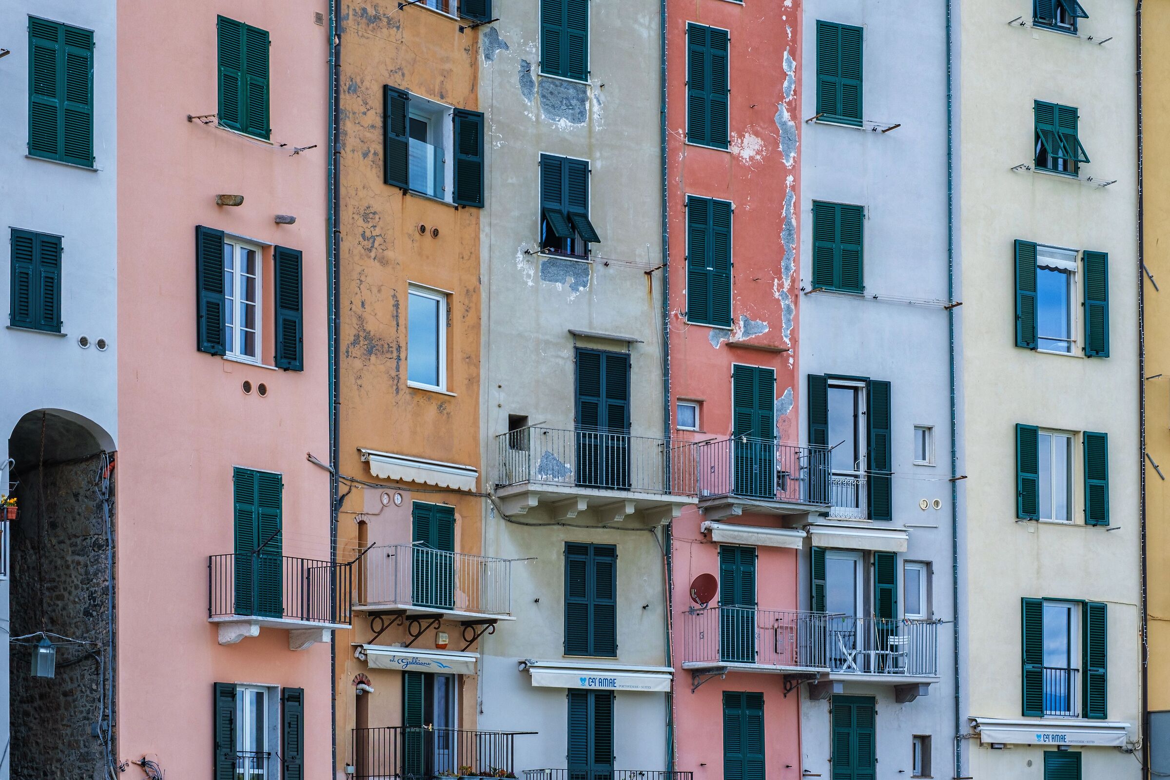 Colored stripes
