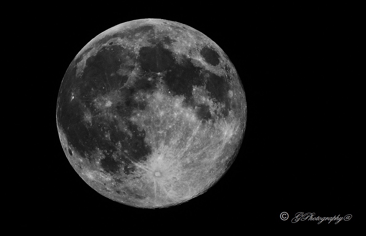 La Luna senza Stelle