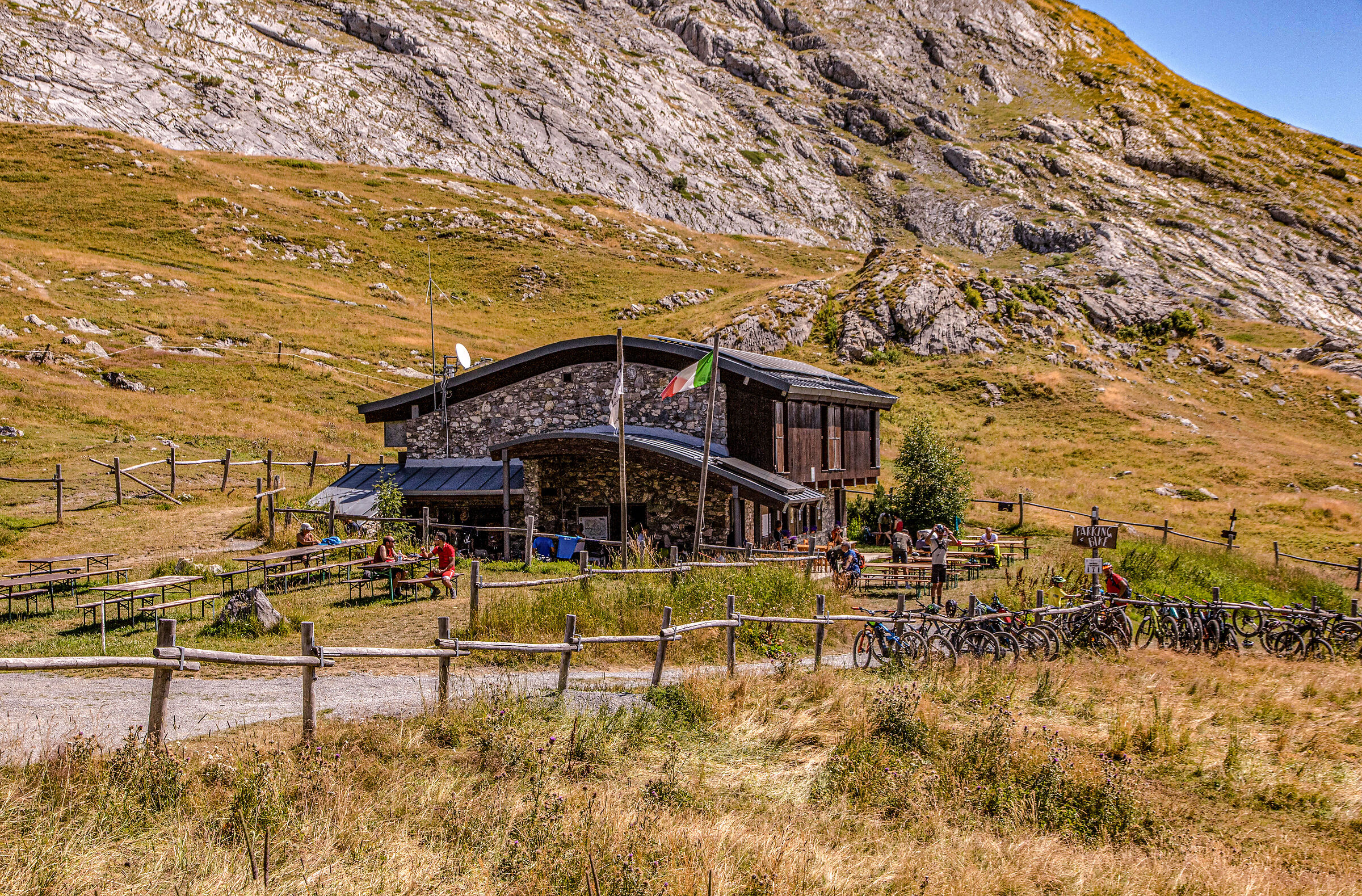 via del sale rifugio don barbera 2079 m.