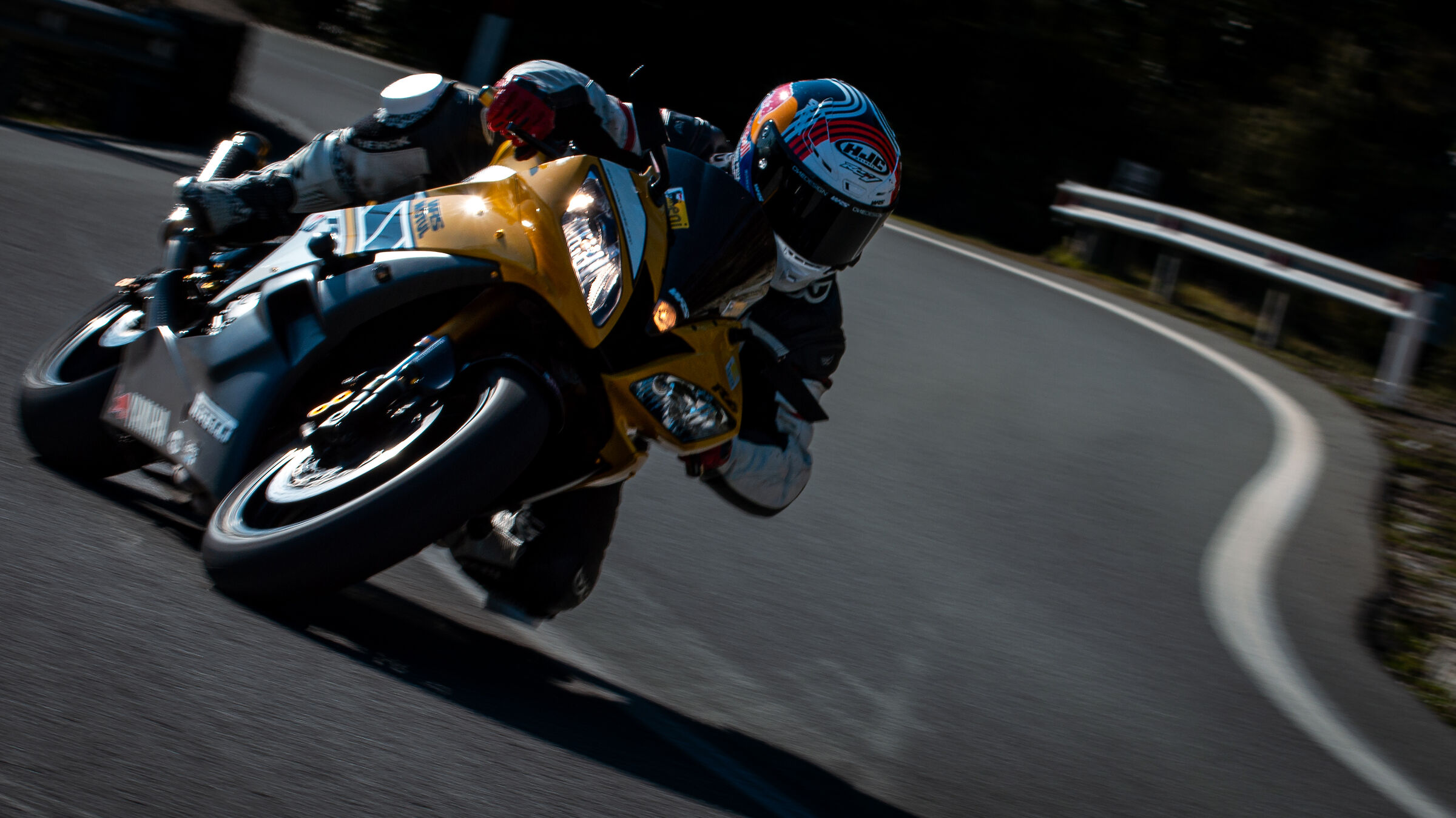 Yamaha R6 Gialla