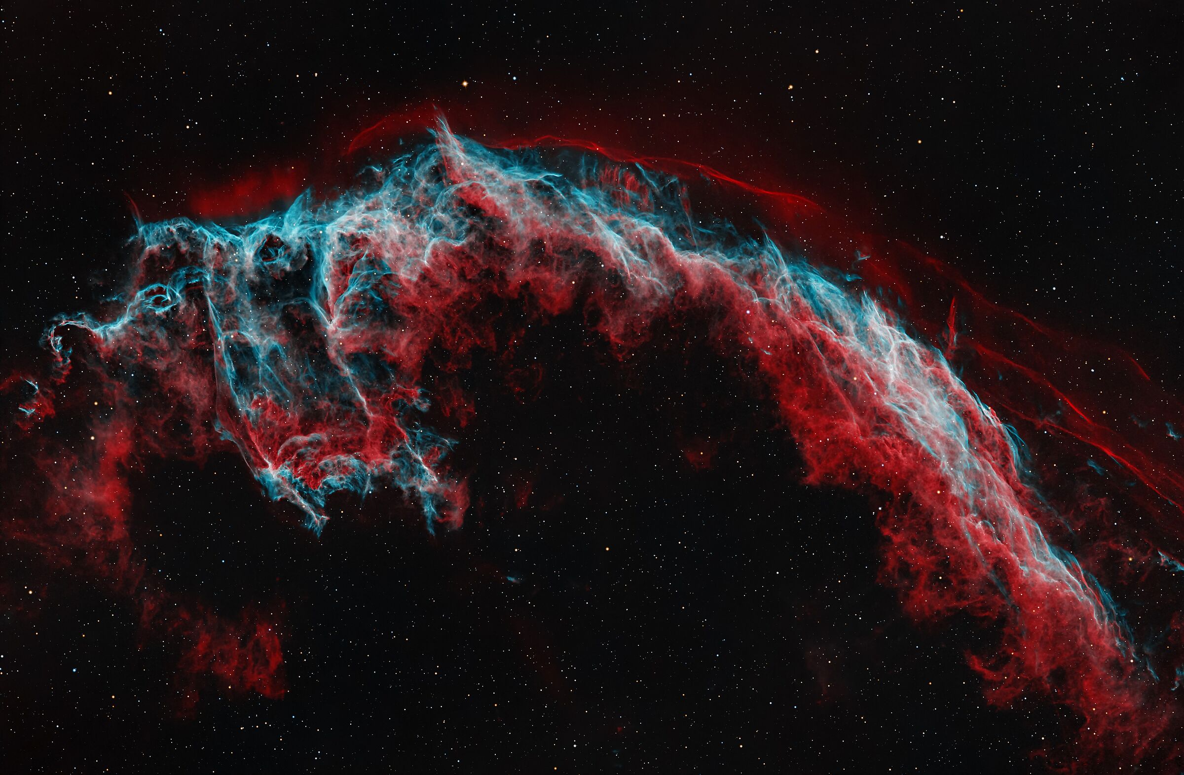 I delicati filamenti della nebulosa velo orientale