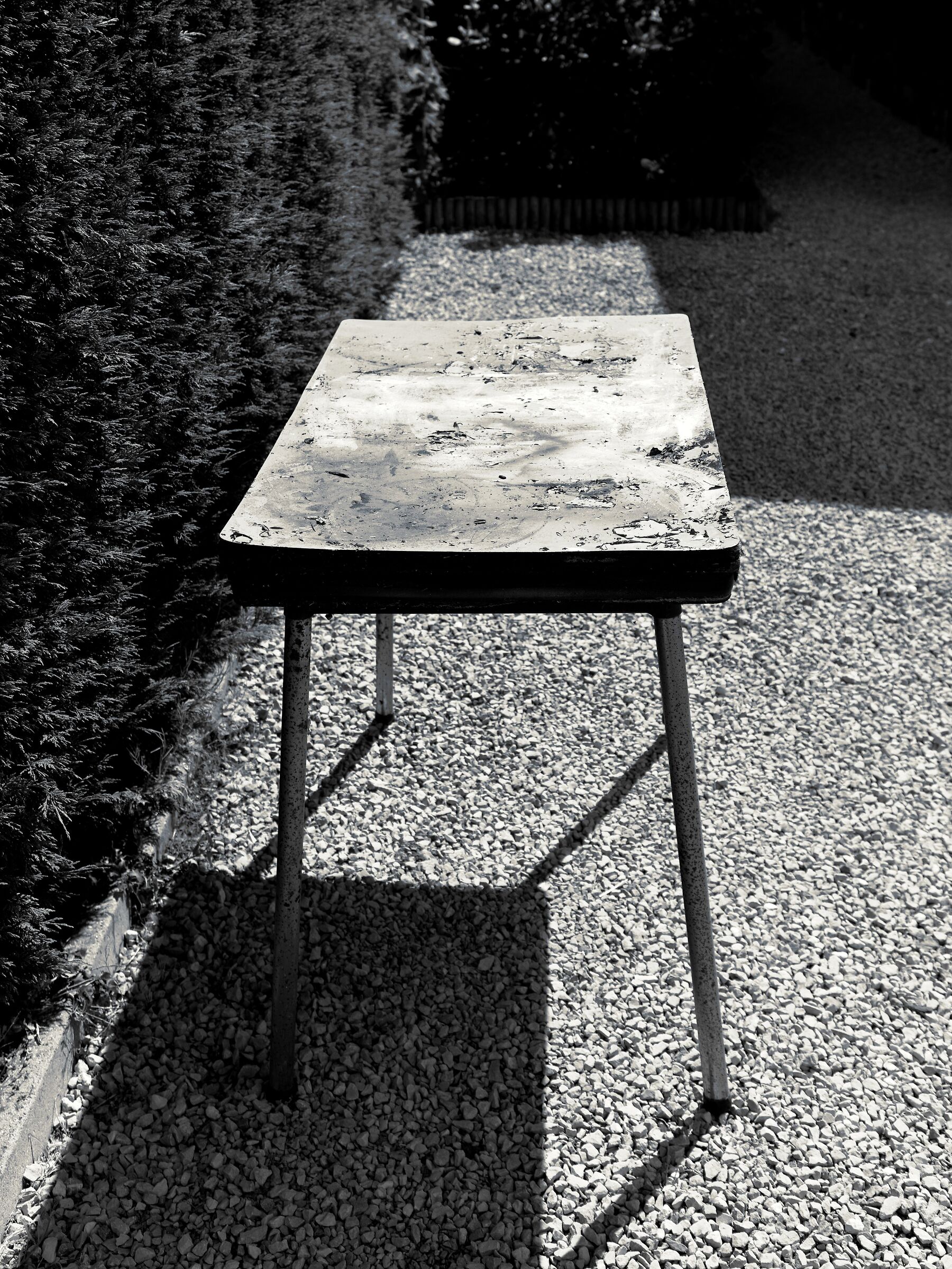 Tavolo in ombra