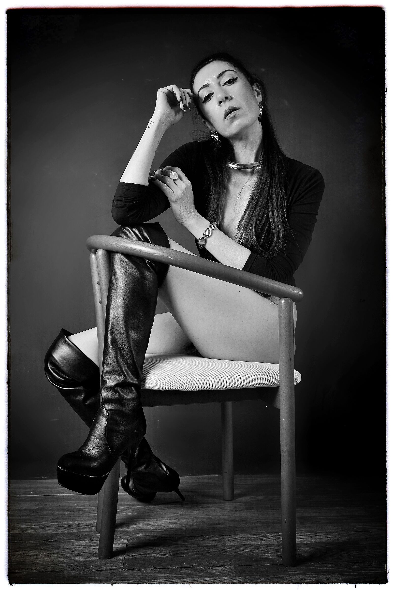 Boots and chaise