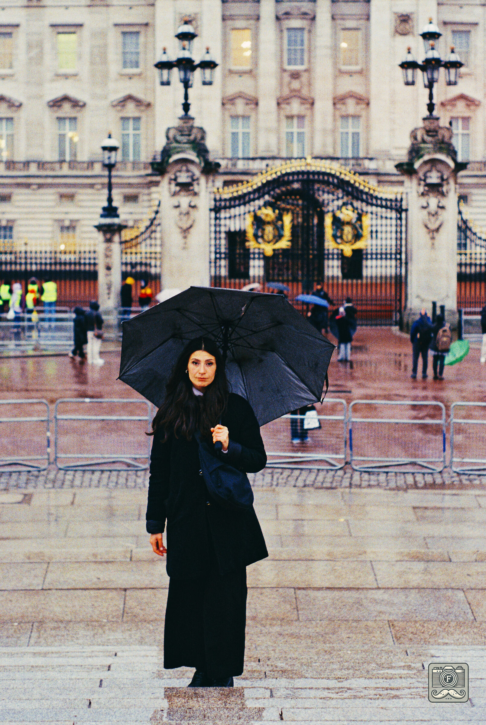 Dark Nina at Buckingham Palace
