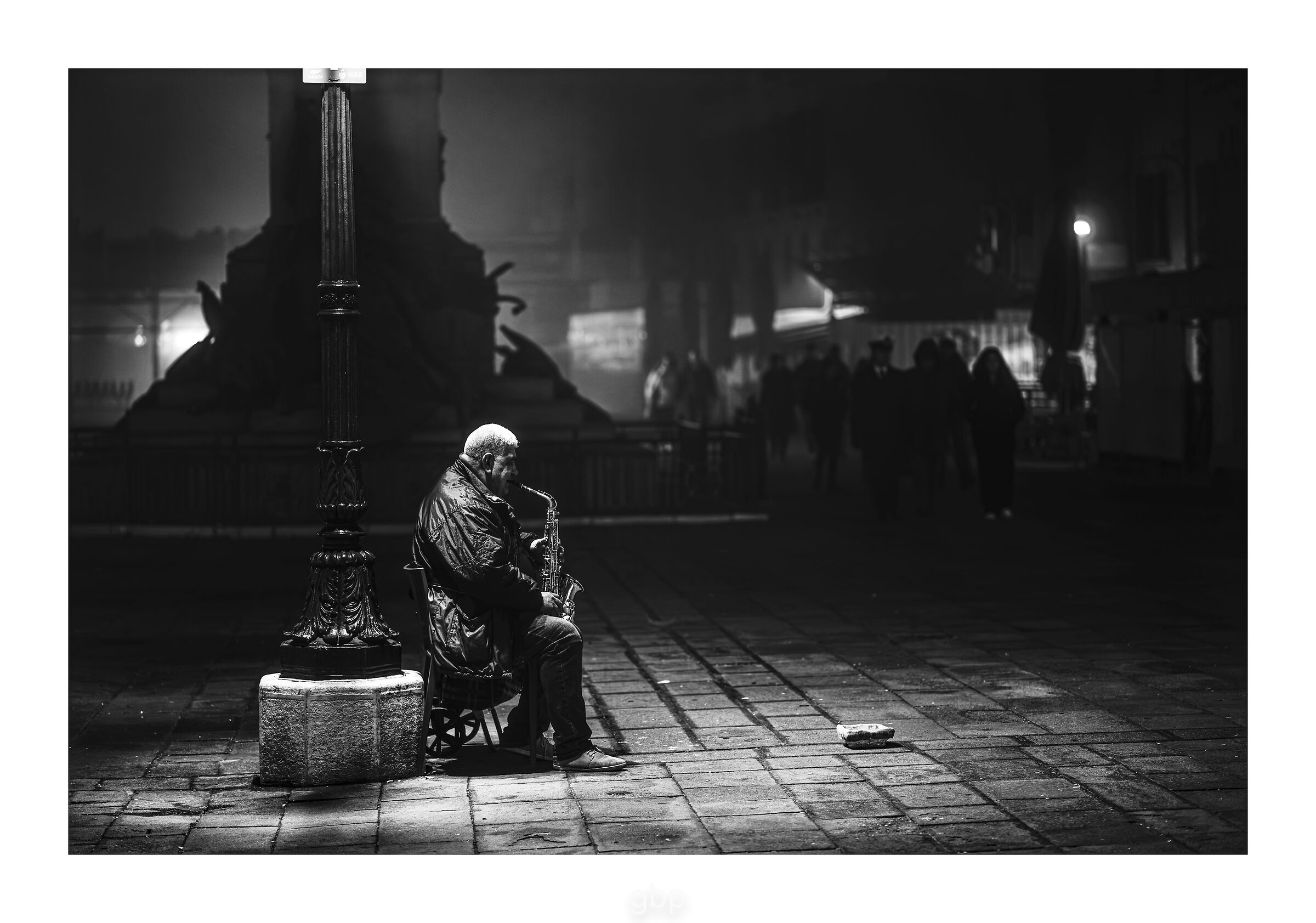 una Musica nella Nebbia