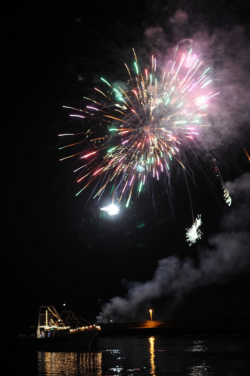 Procession to the sea-Fireworks 3