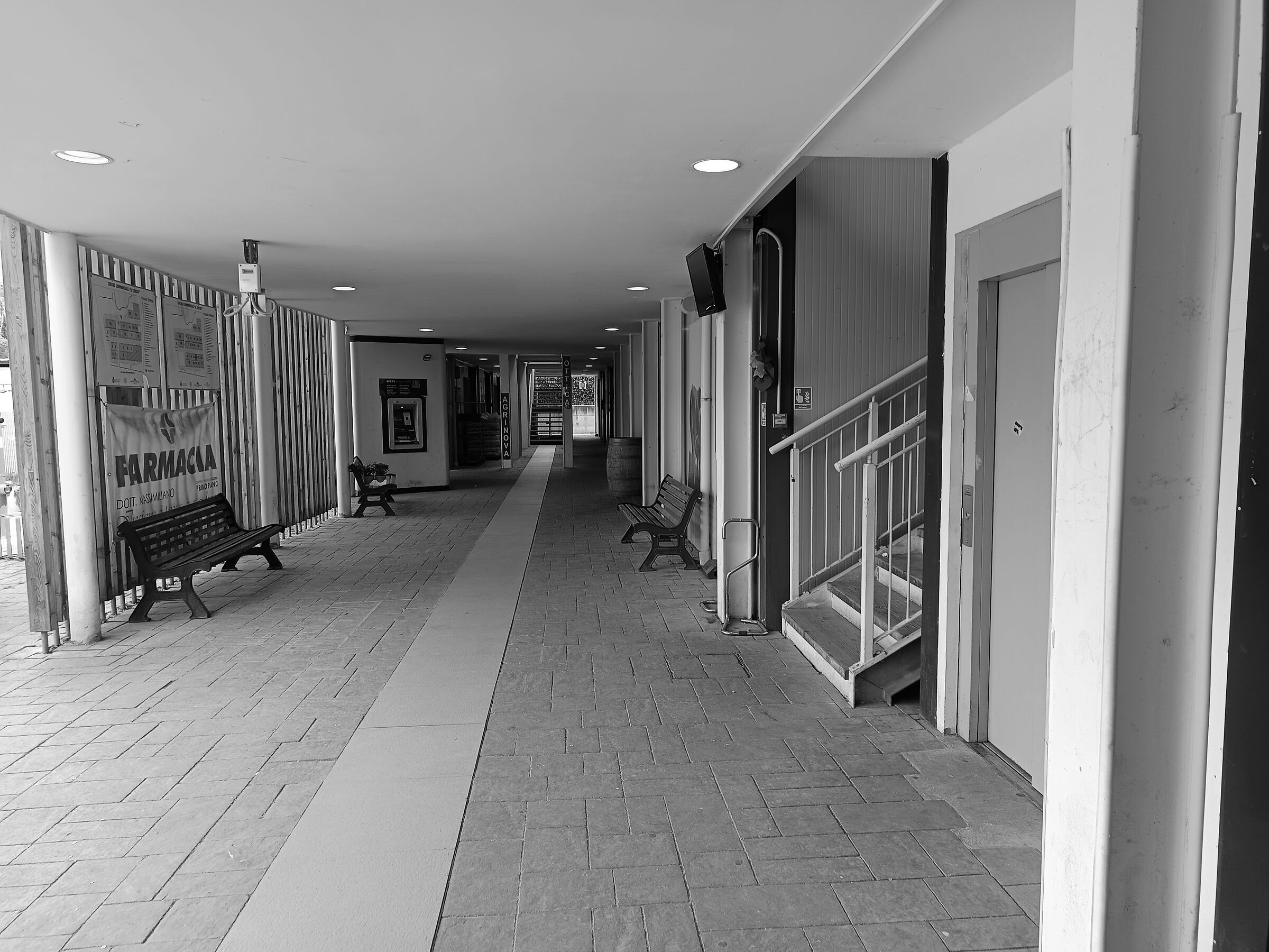 Amatrice Shopping Center at 12:50 pm