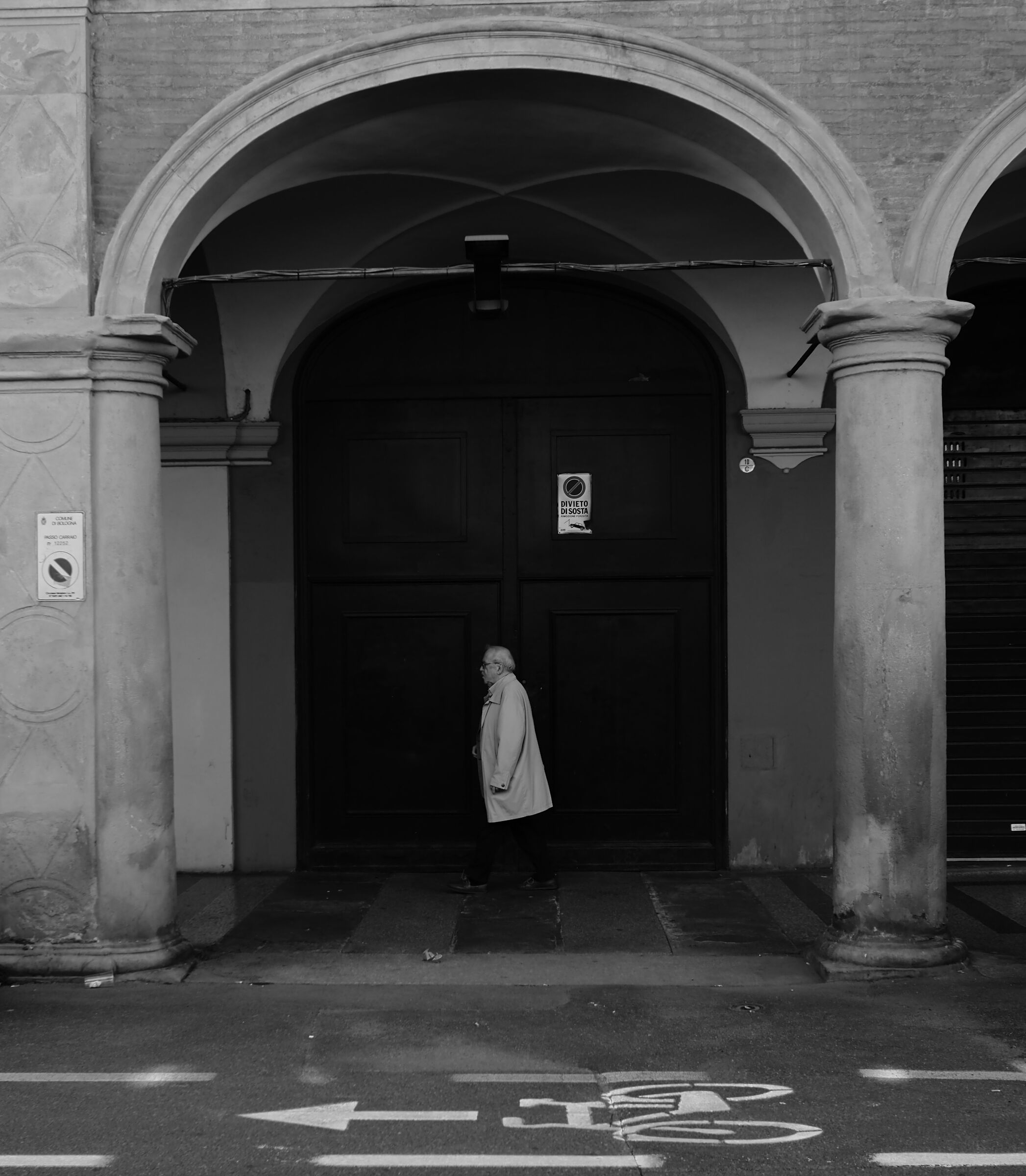 Impermeabile bianco