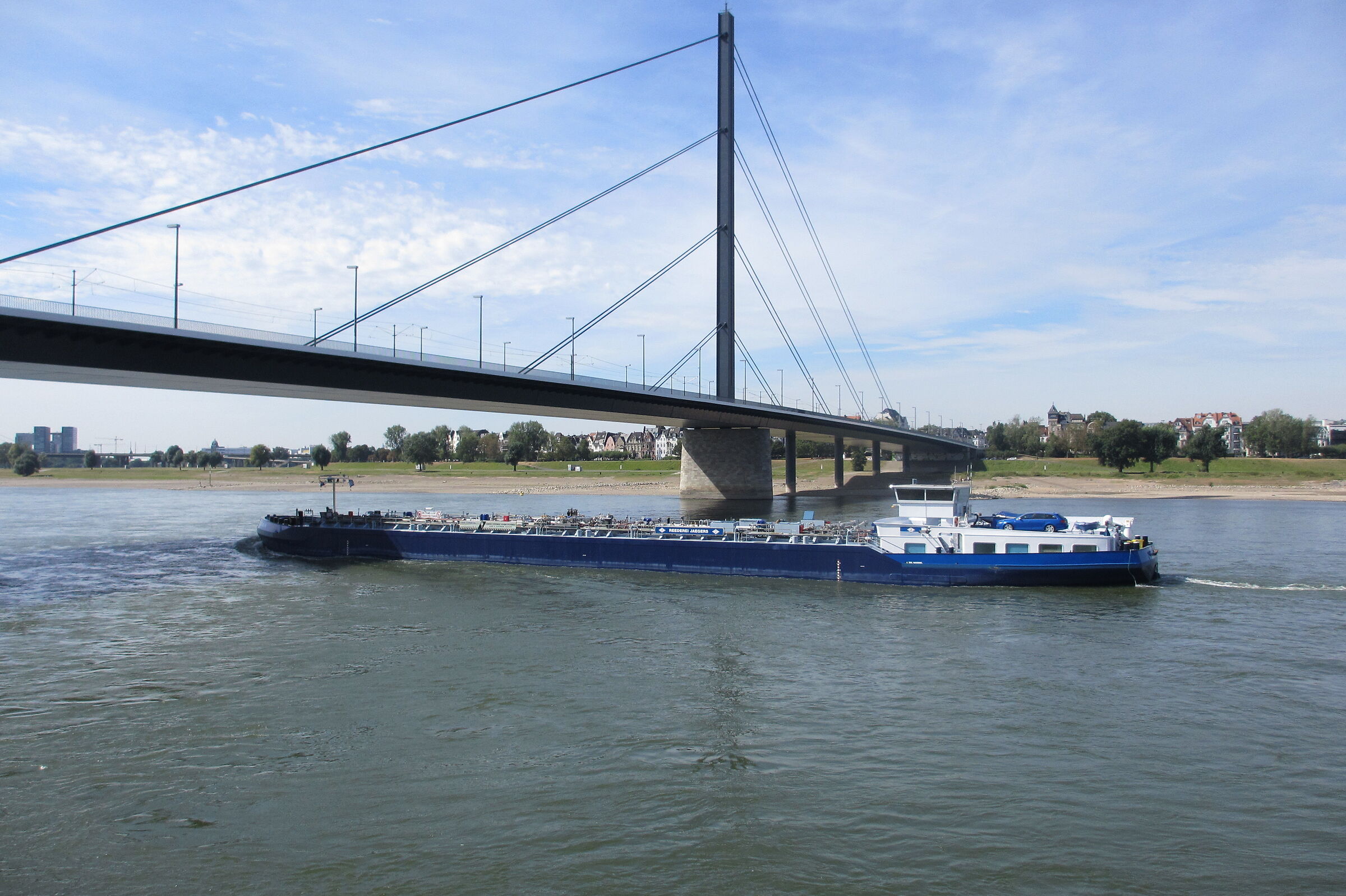 Il Reno a Dusseldorf