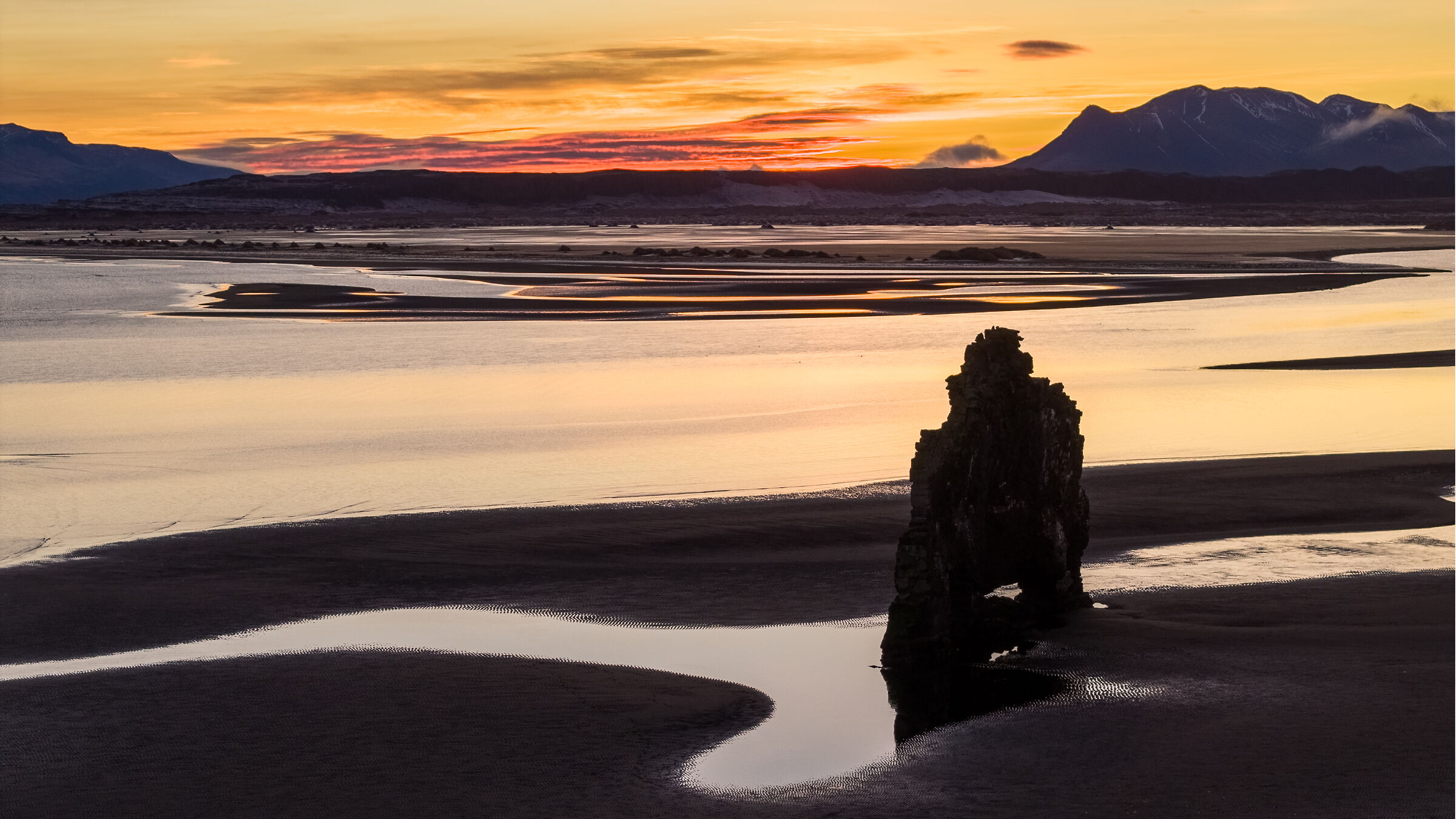 Hvitserkur (iv)