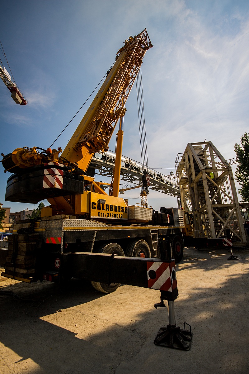 Mezzi di Cantiere...