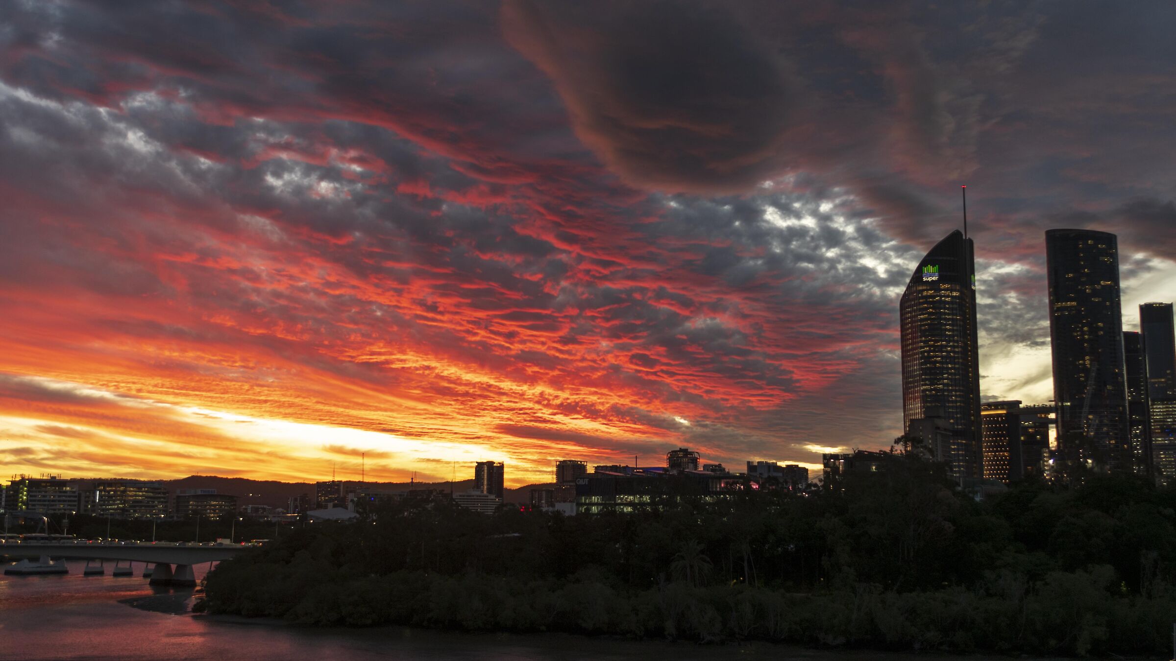 Brisbane city sunset