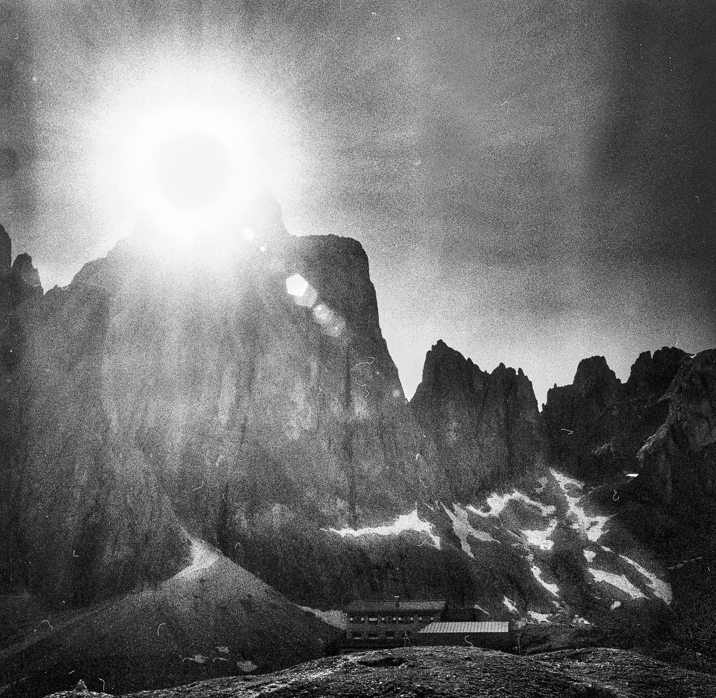 Alba sulle pale di San Martino