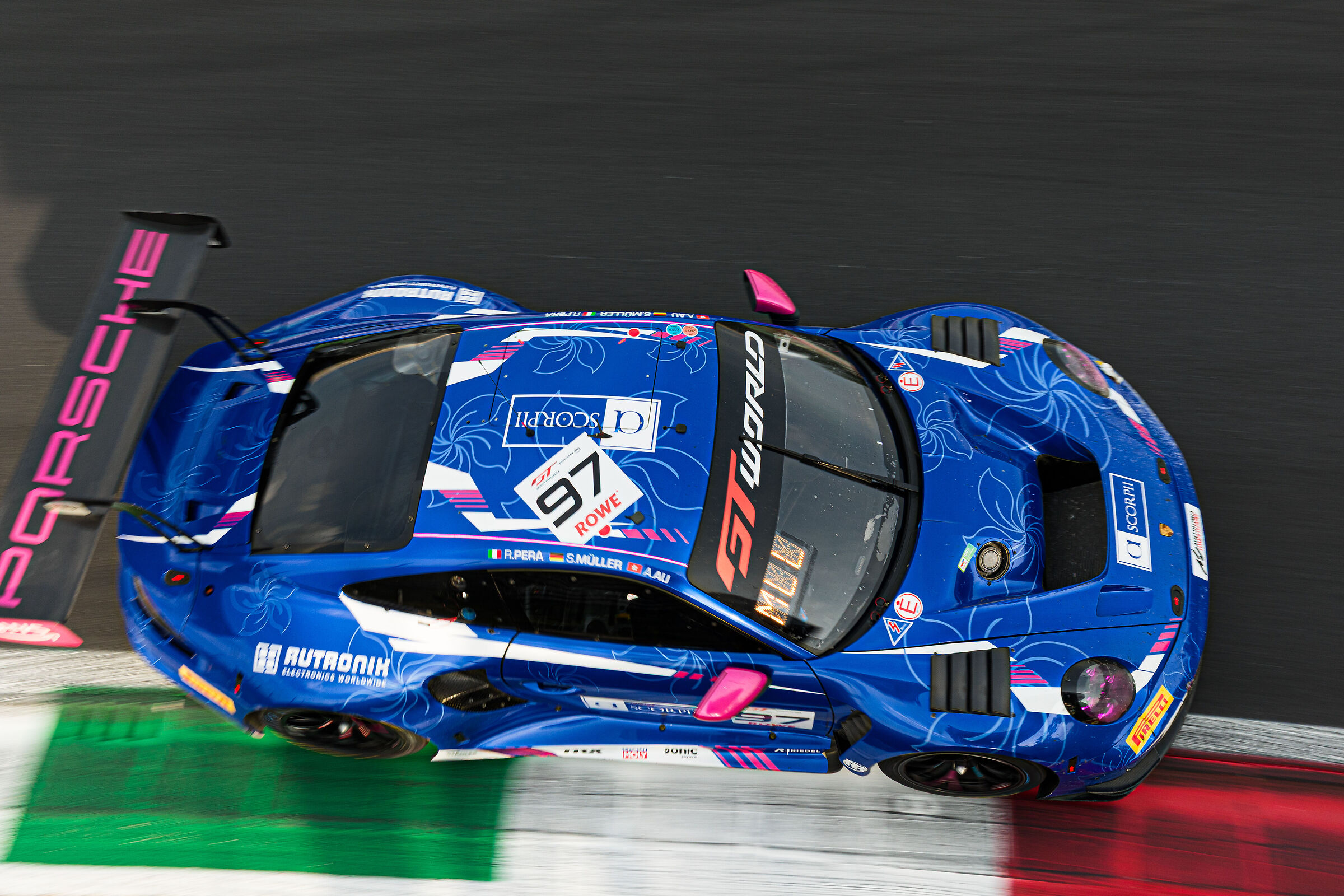 Porsche 911 GT3 R Evo