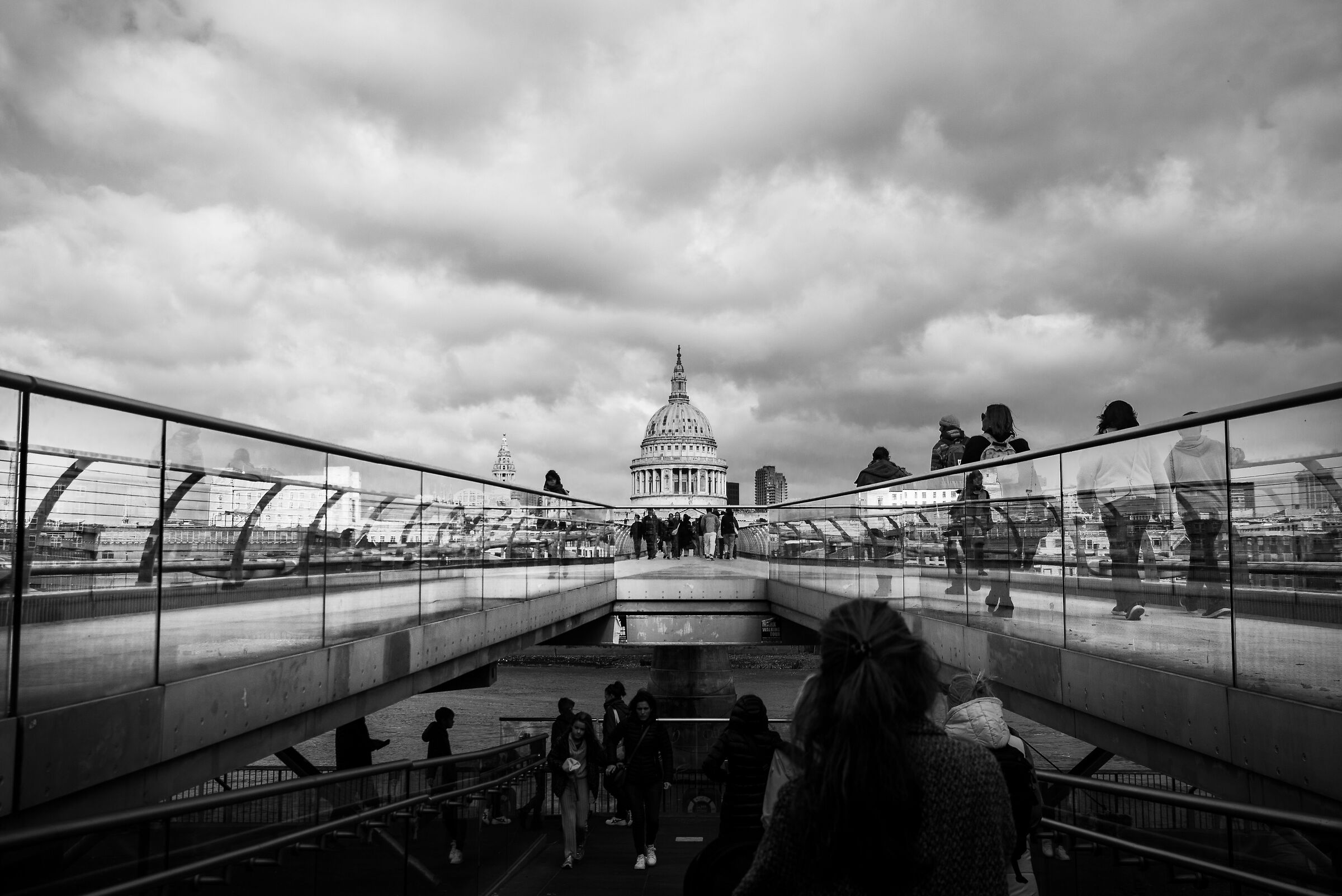 Millennium bridge