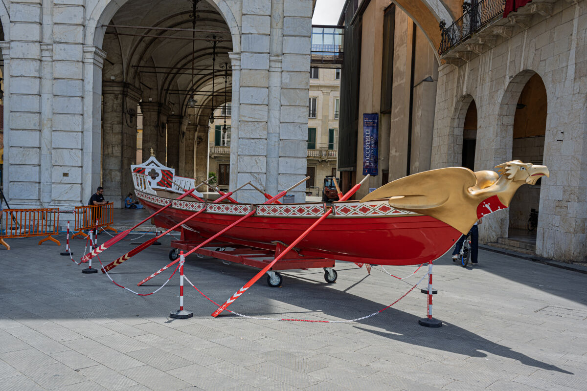 Pisa historical regatta maritime republics